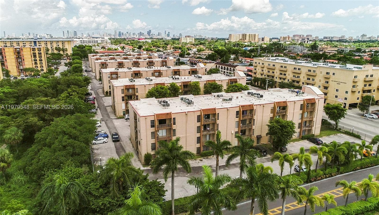 4855 NW 7th St # 6, Miami FL 33126 — 18