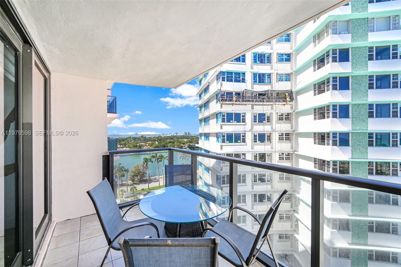 5225 Collins Ave # 1214, Miami Beach FL 33140 — 6