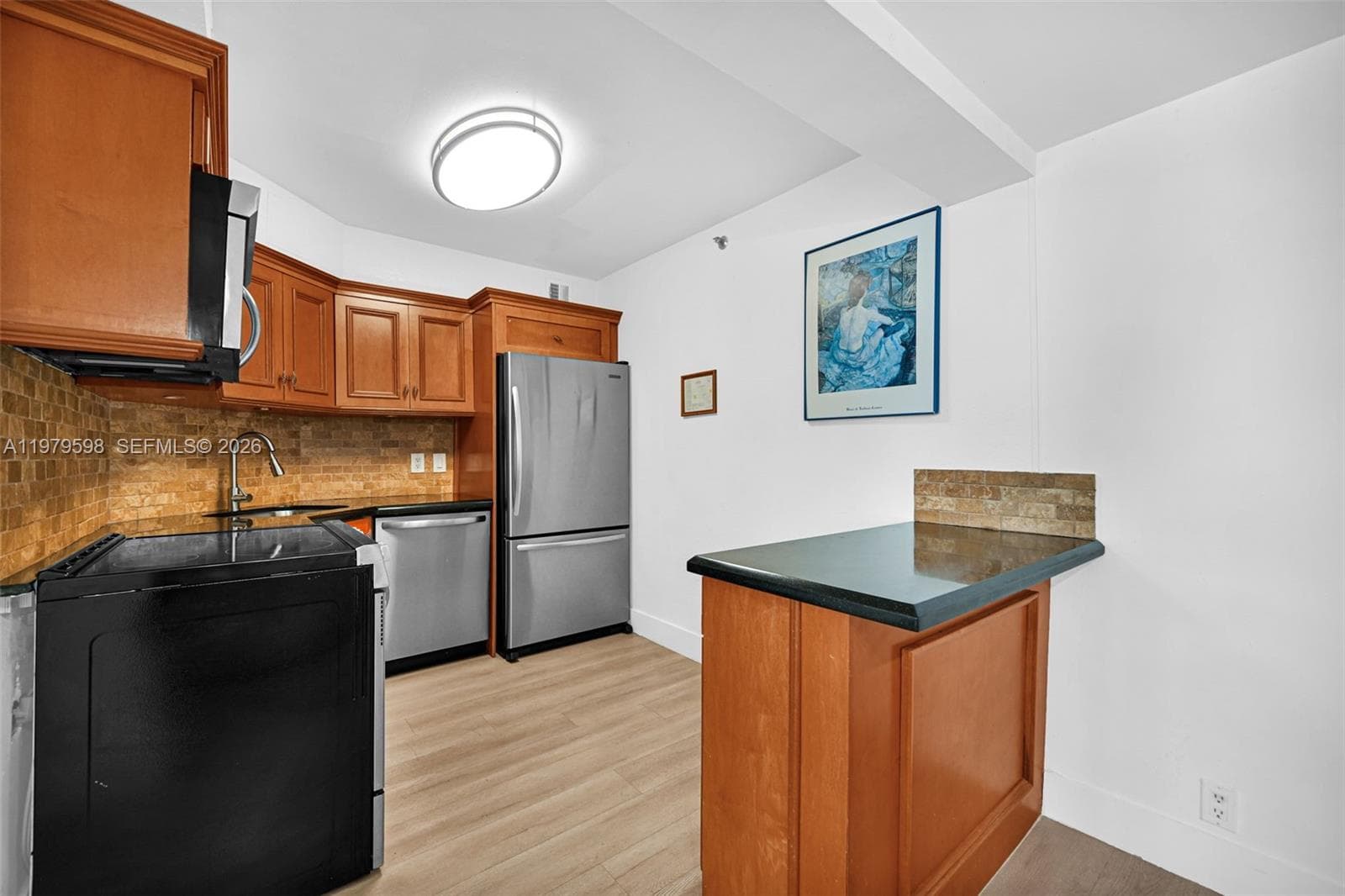 5225 Collins Ave # 1214, Miami Beach FL 33140 — 16