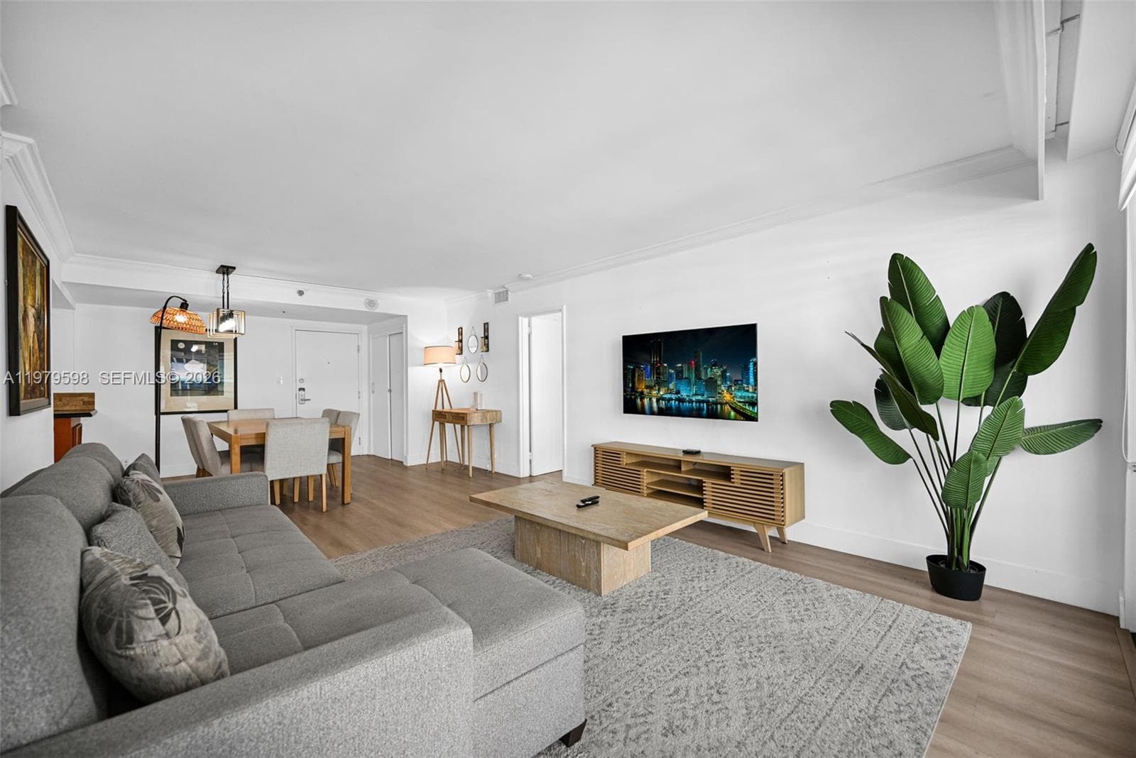 5225 Collins Ave # 1214, Miami Beach FL 33140 — 9