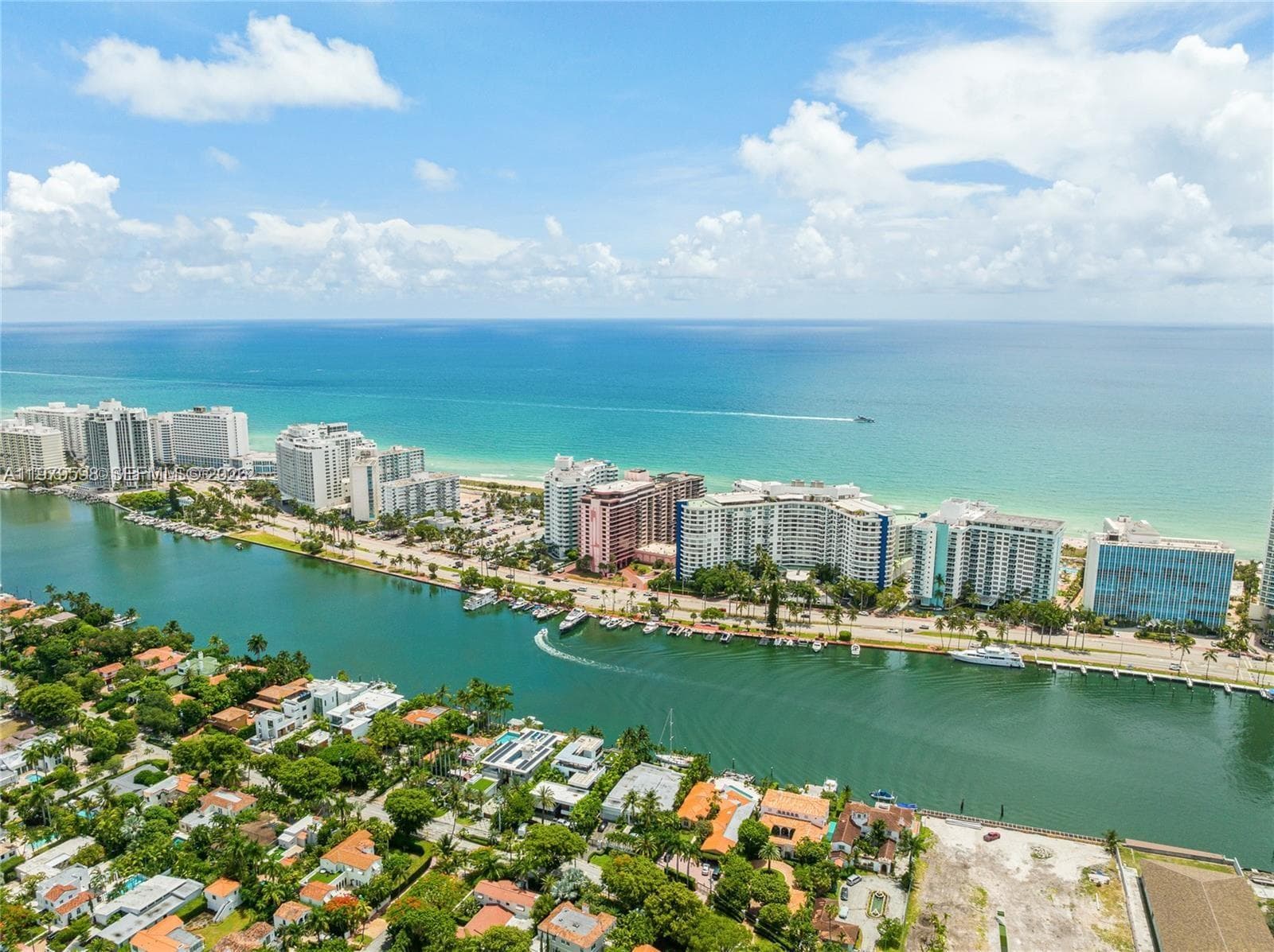 5225 Collins Ave # 1214, Miami Beach FL 33140 — 33