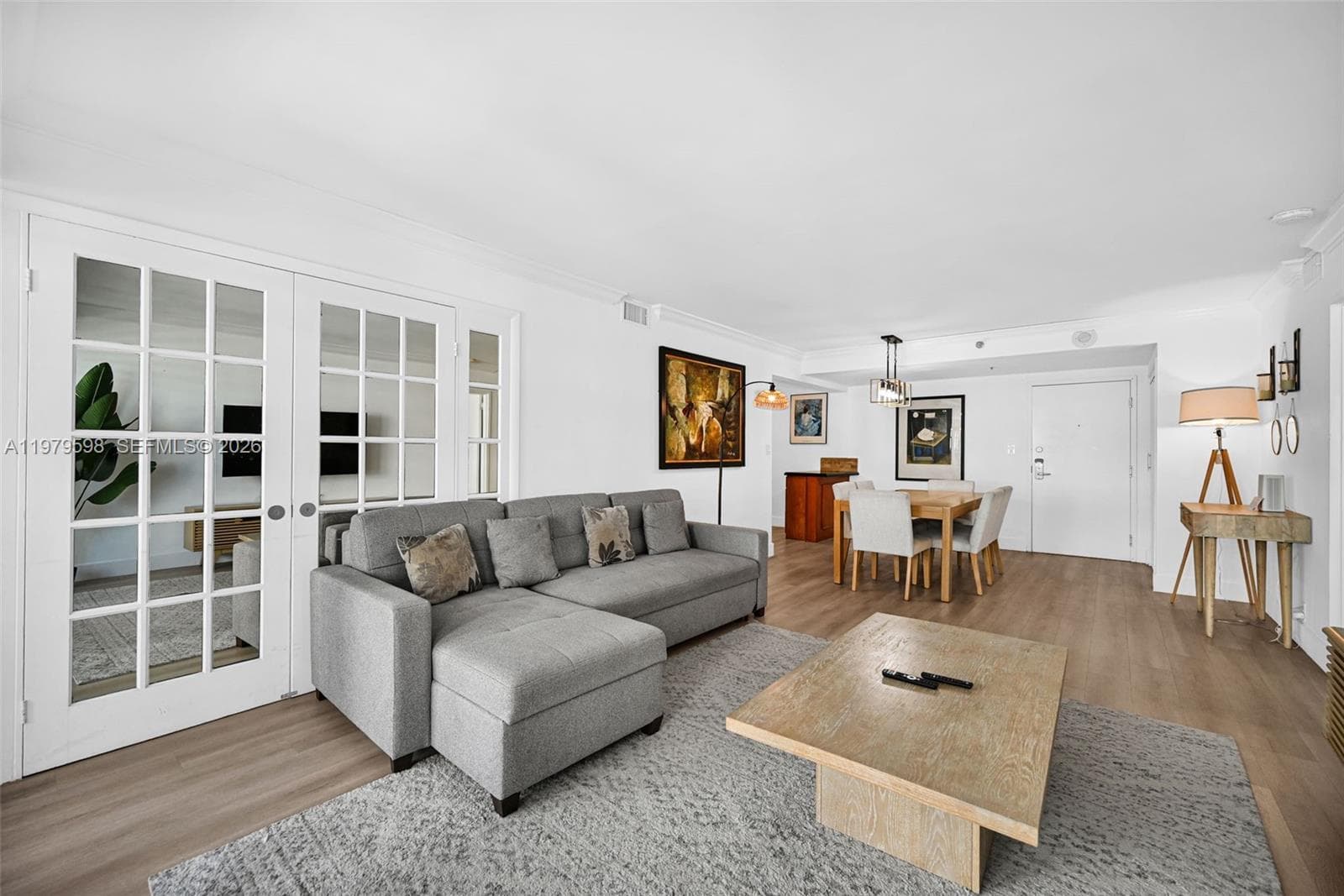 5225 Collins Ave # 1214, Miami Beach FL 33140 — 8