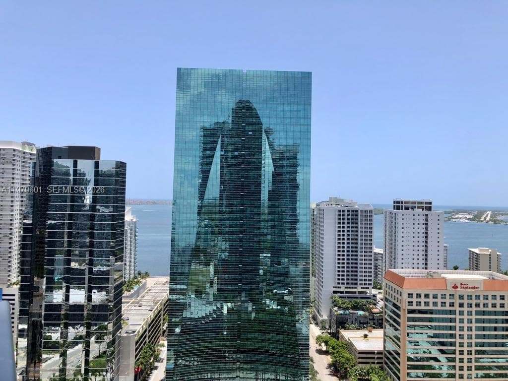 1300 S Miami Ave # 2704, Miami FL 33130 — 20