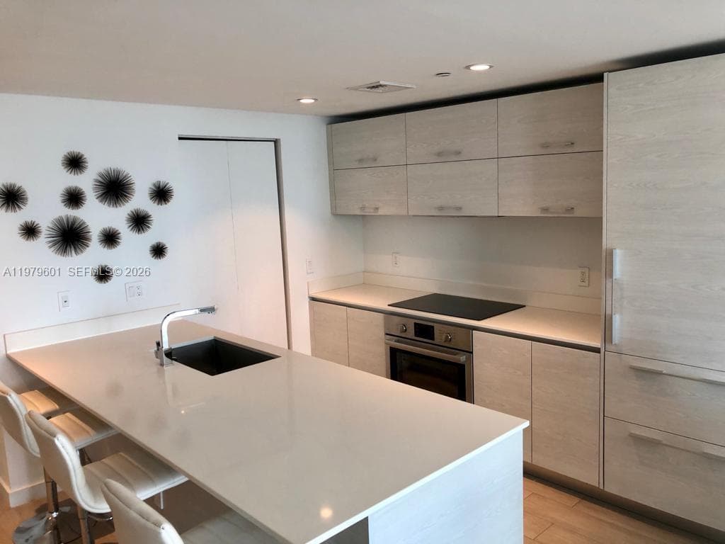 1300 S Miami Ave # 2704, Miami FL 33130 — 9