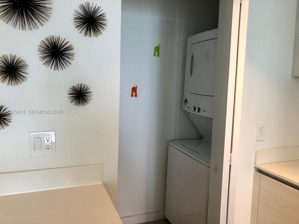 1300 S Miami Ave # 2704, Miami FL 33130 — 11