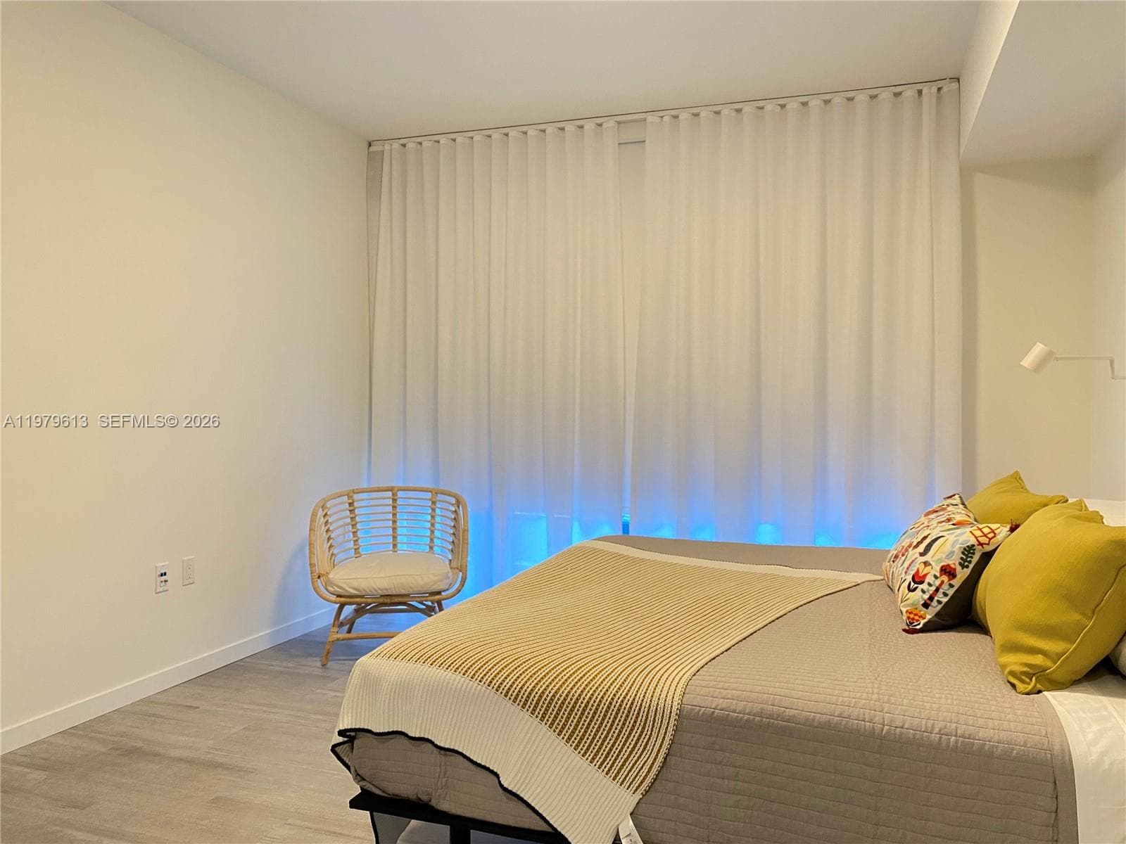 1000 Brickell Plaza # 3807, Miami FL 33131 — 12