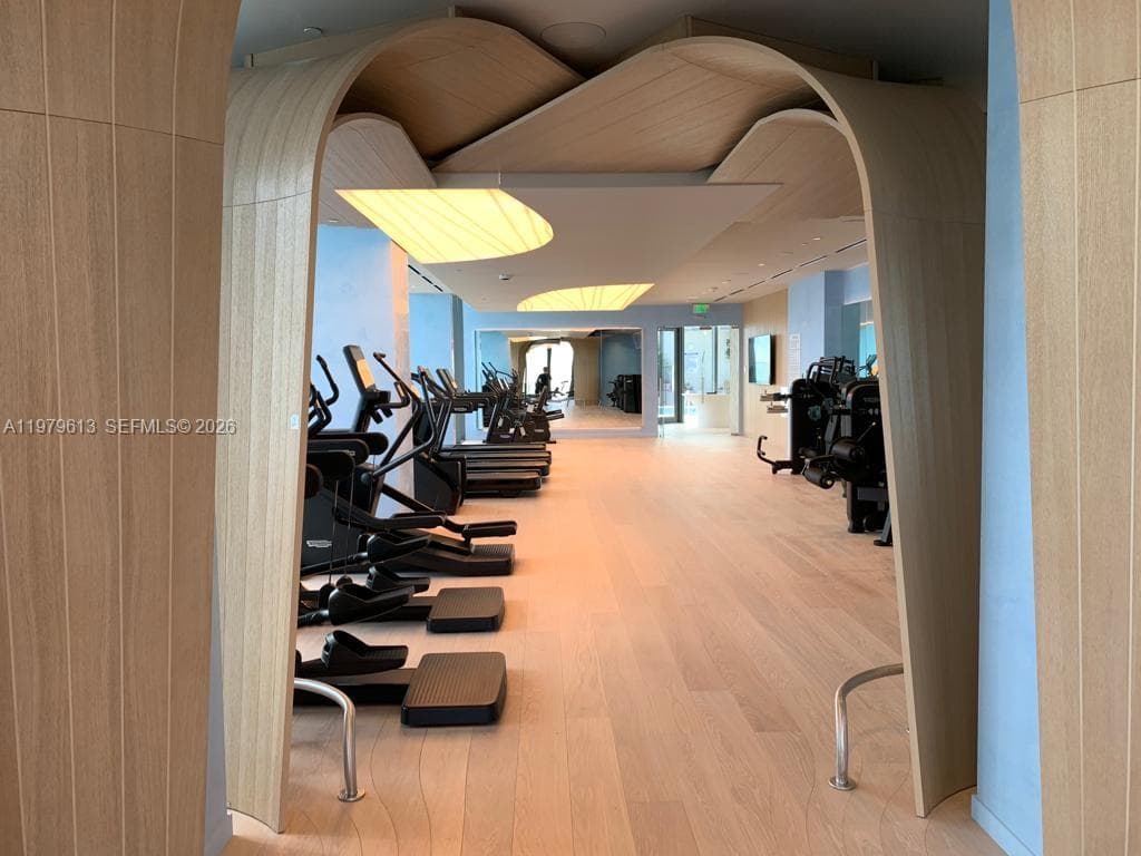 1000 Brickell Plaza # 3807, Miami FL 33131 — 29