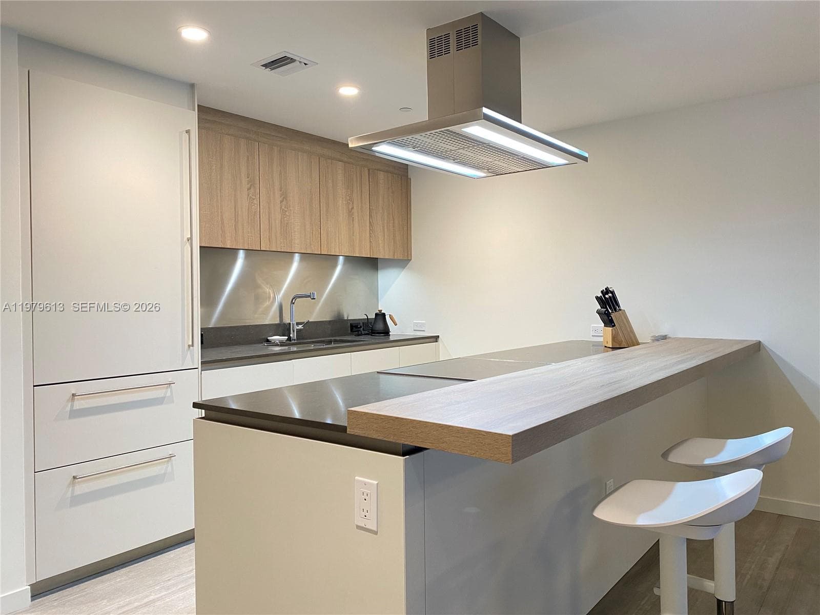 1000 Brickell Plaza # 3807, Miami FL 33131 — 4