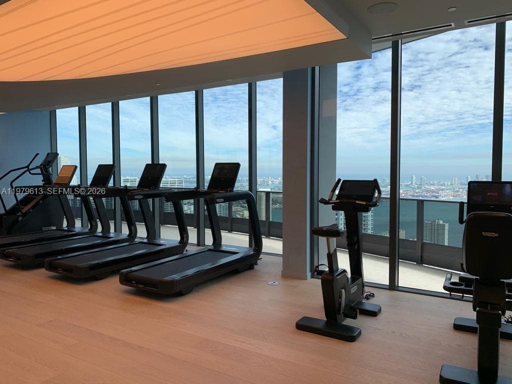 1000 Brickell Plaza # 3807, Miami FL 33131 — 25