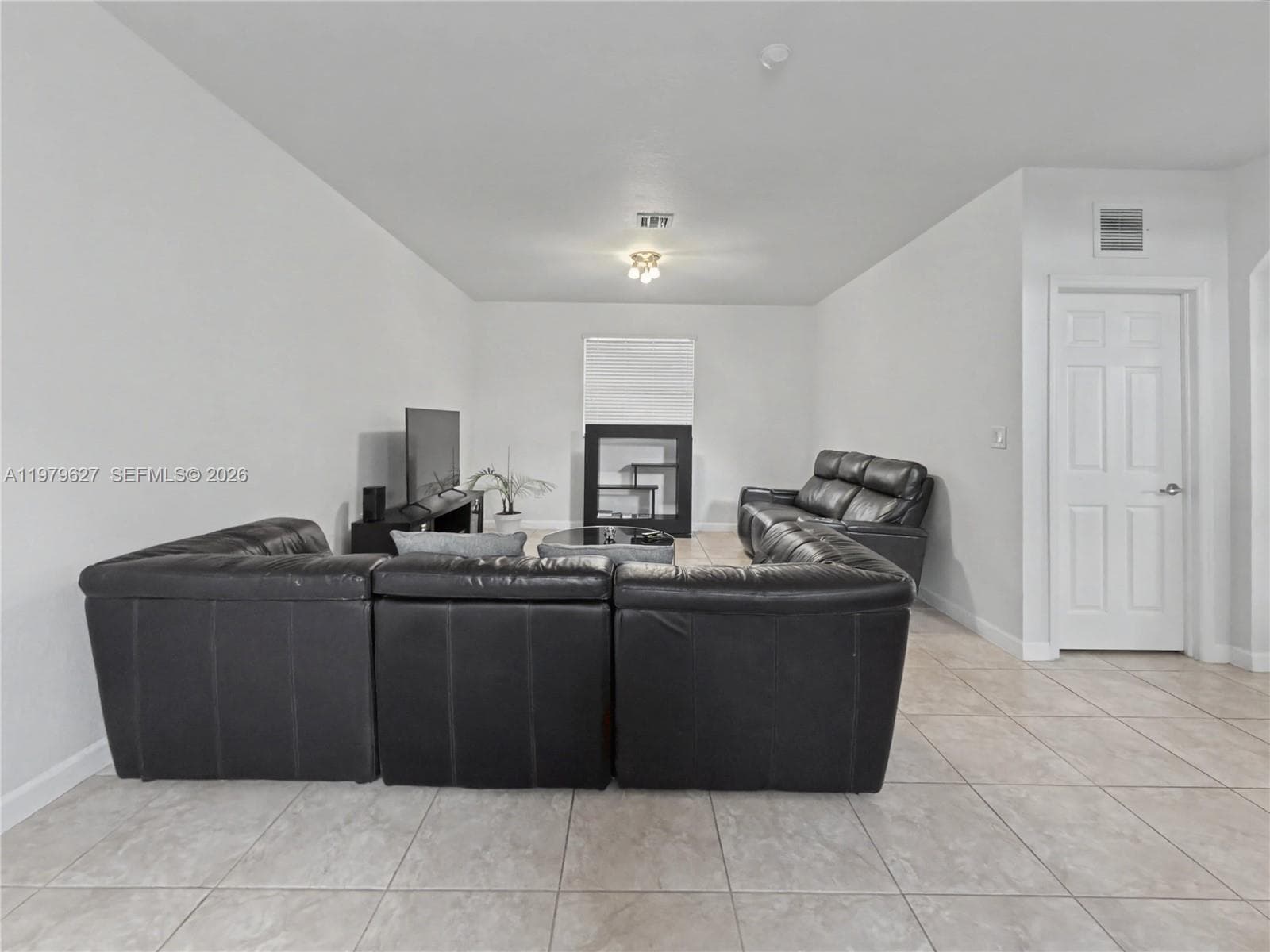363 NE 25th Ter, Homestead FL 33033 — 43