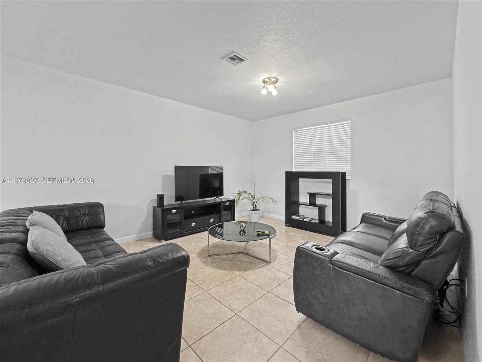 363 NE 25th Ter, Homestead FL 33033 — 44