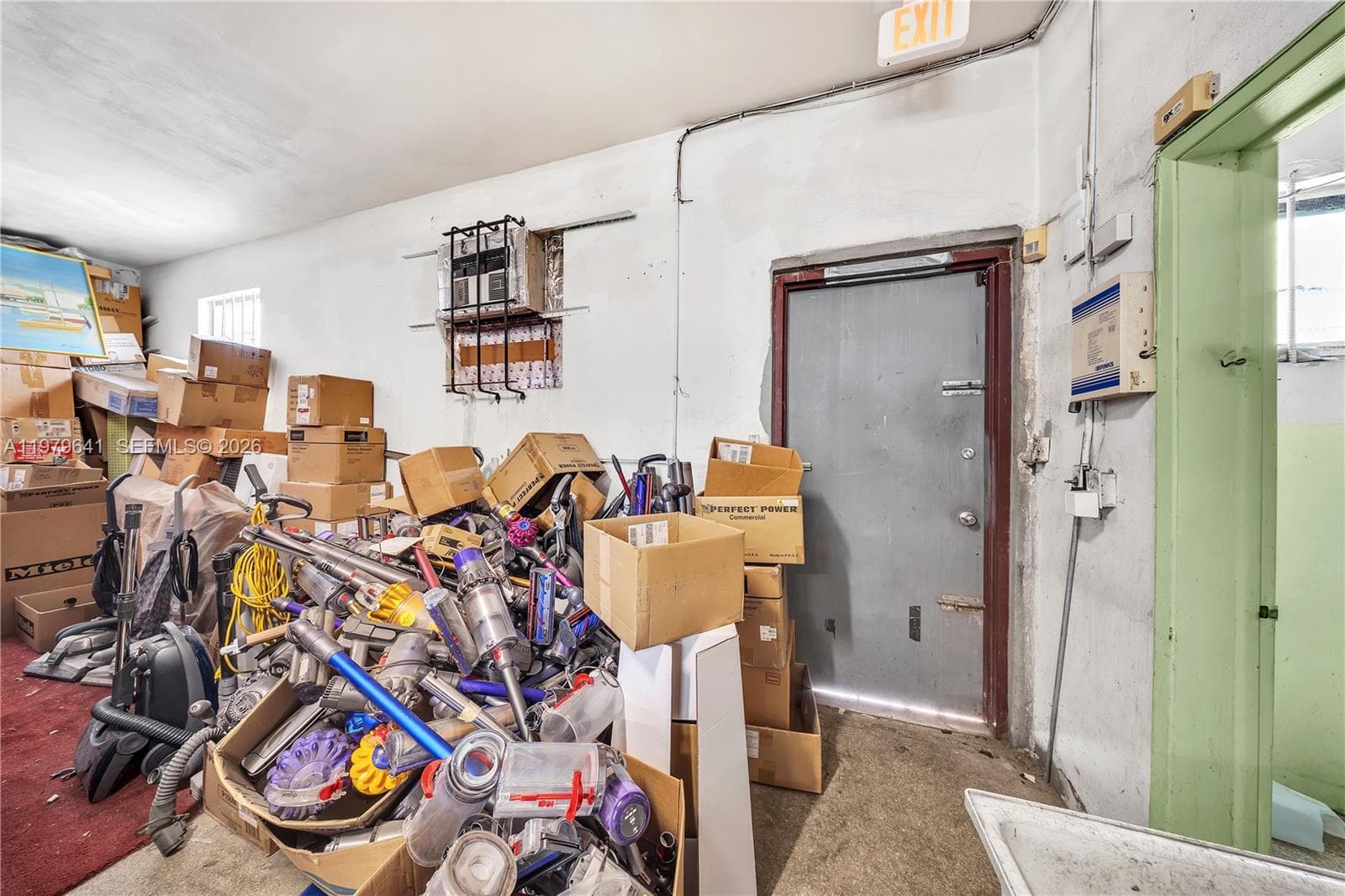 18480 W Dixie Hwy, North Miami Beach FL 33160 — 8