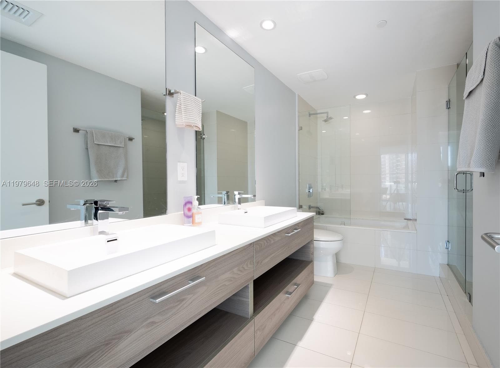 1300 S Miami Ave # 1206, Miami FL 33130 — 6
