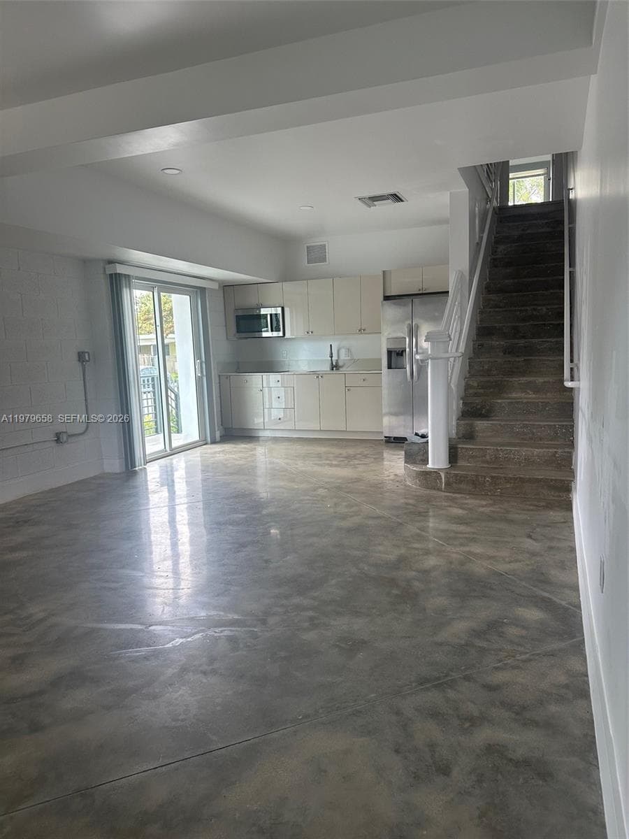 3300 NW 19th Ave # 2, Miami FL 33142 — 3