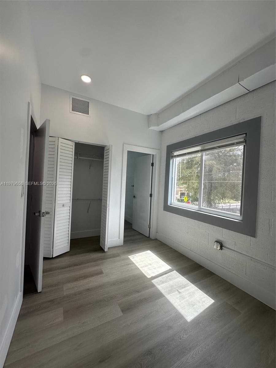 3300 NW 19th Ave # 2, Miami FL 33142 — 8