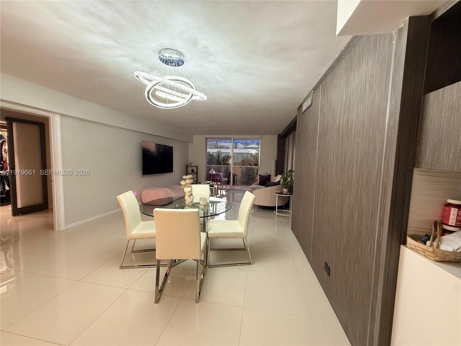 6039 Collins Ave # 635, Miami Beach FL 33140 — 2