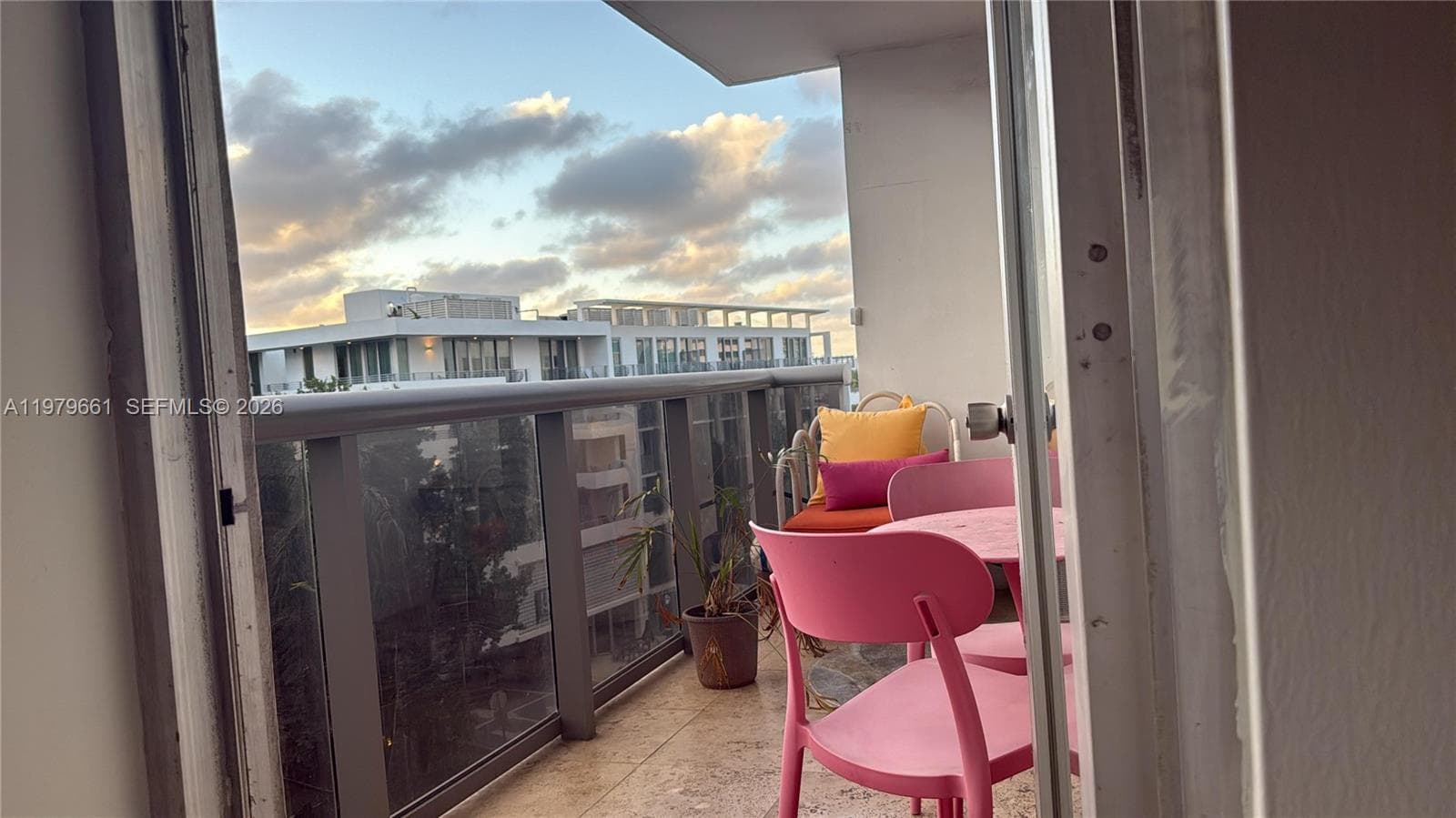 6039 Collins Ave # 635, Miami Beach FL 33140 — 16