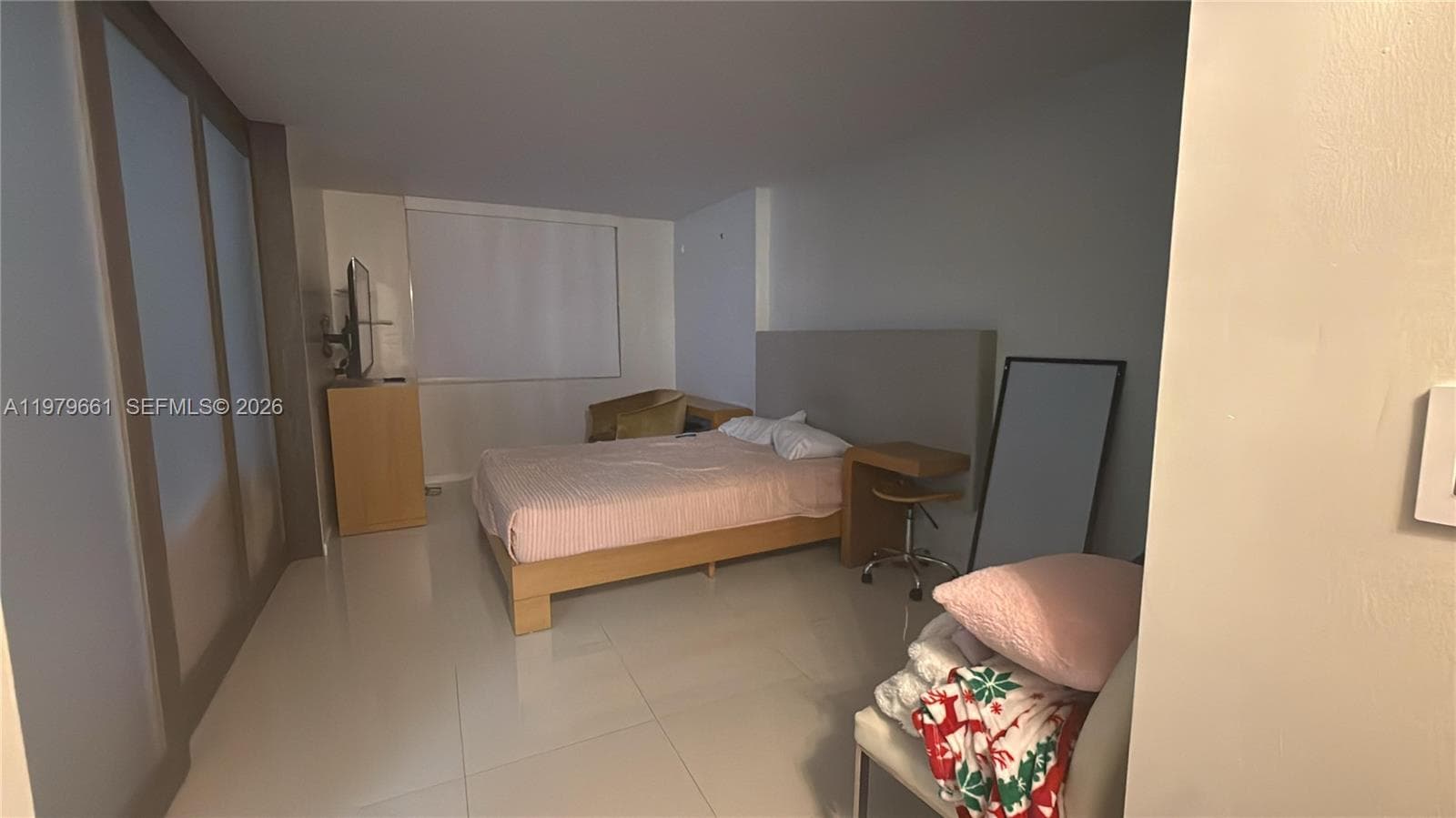 6039 Collins Ave # 635, Miami Beach FL 33140 — 9