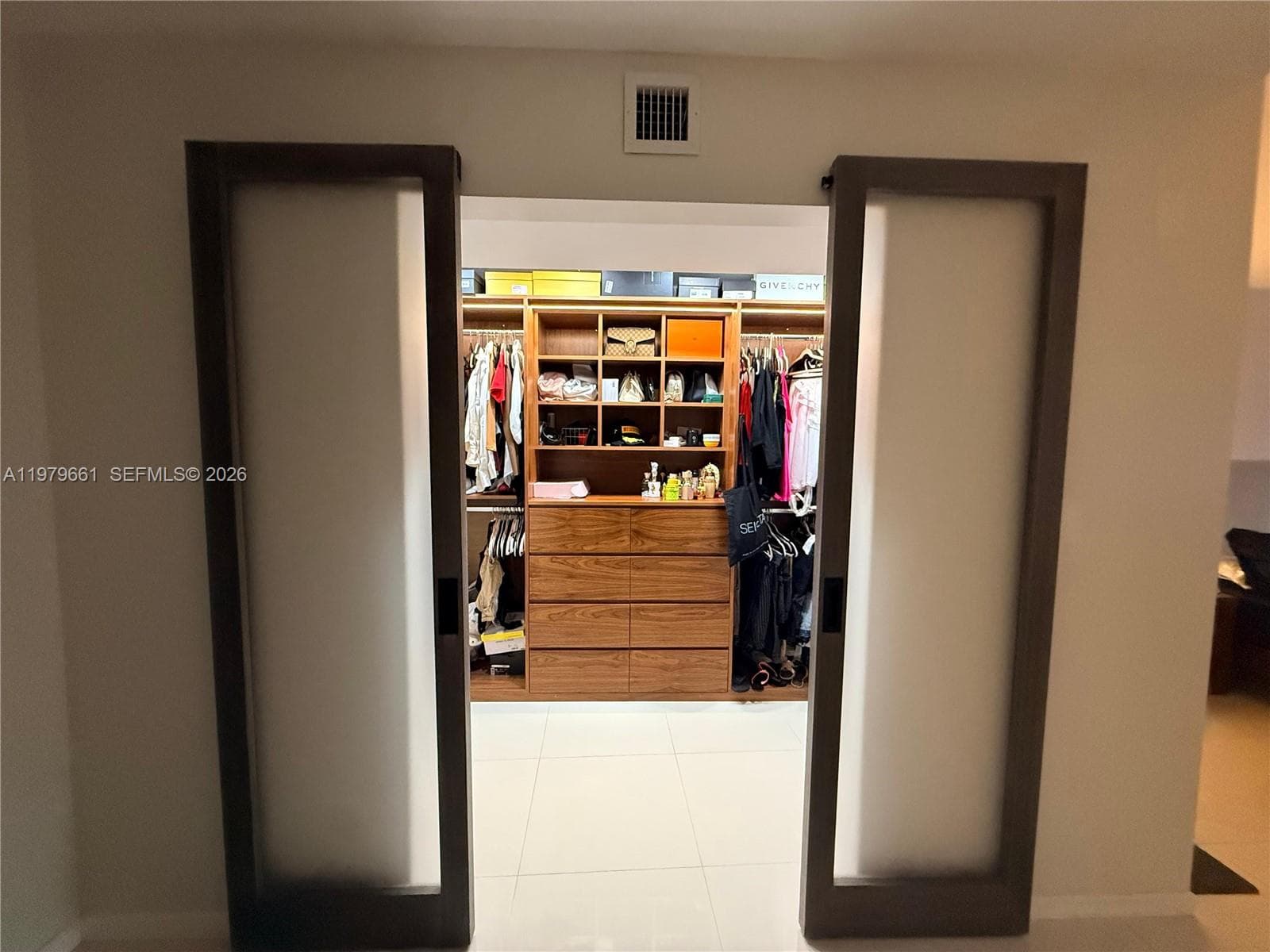 6039 Collins Ave # 635, Miami Beach FL 33140 — 10
