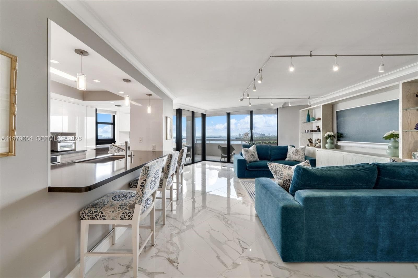 2000 Towerside Ter, Miami FL 33138 — 3