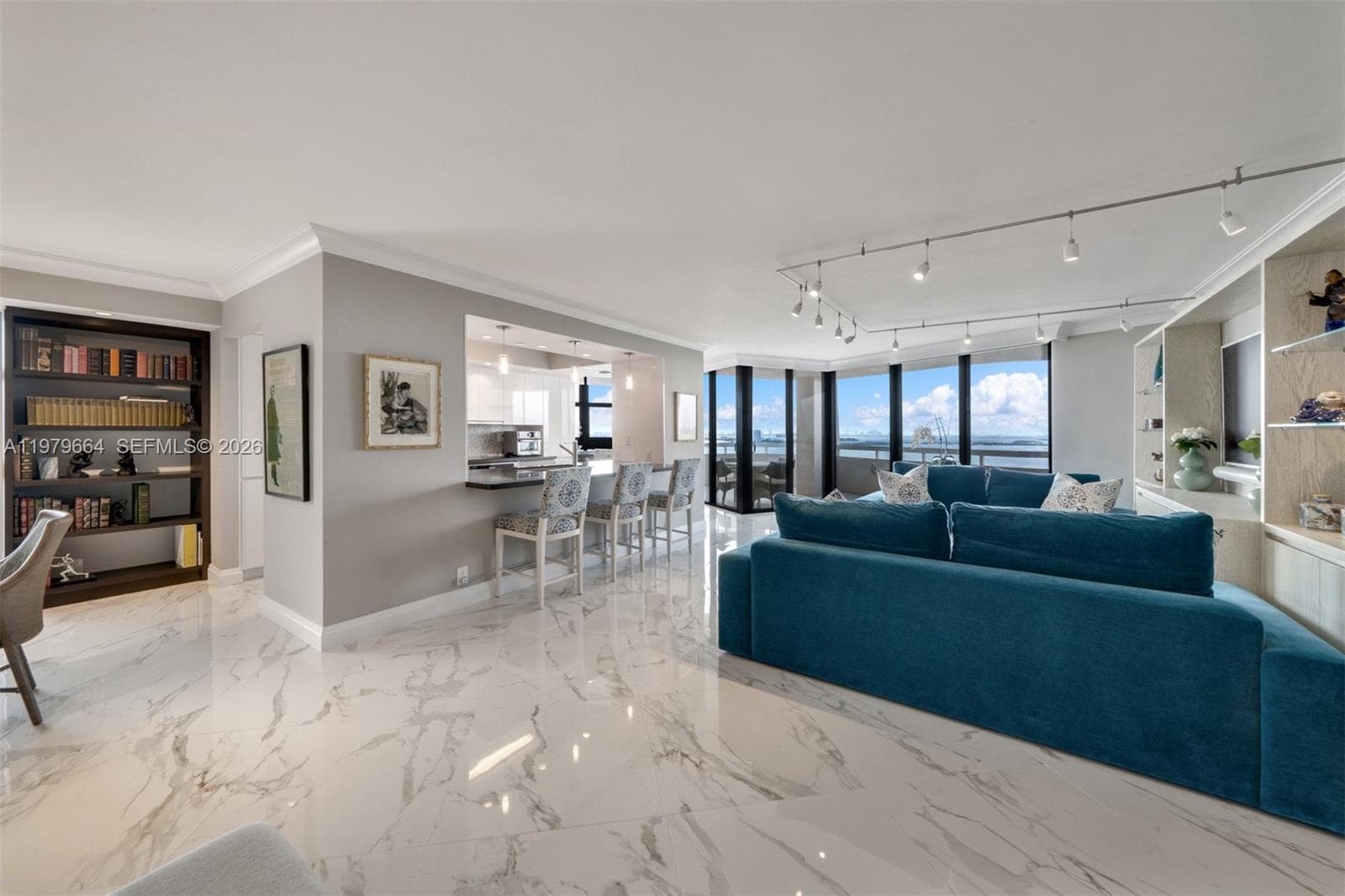 2000 Towerside Ter, Miami FL 33138 — 1