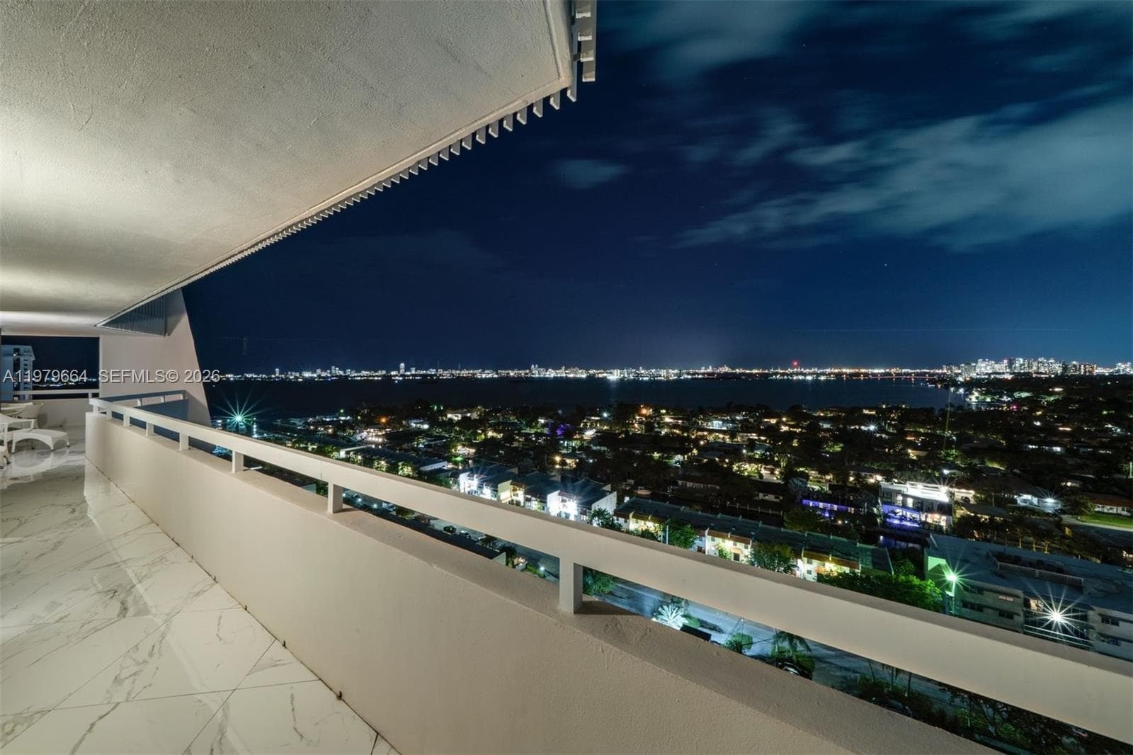 2000 Towerside Ter, Miami FL 33138 — 34