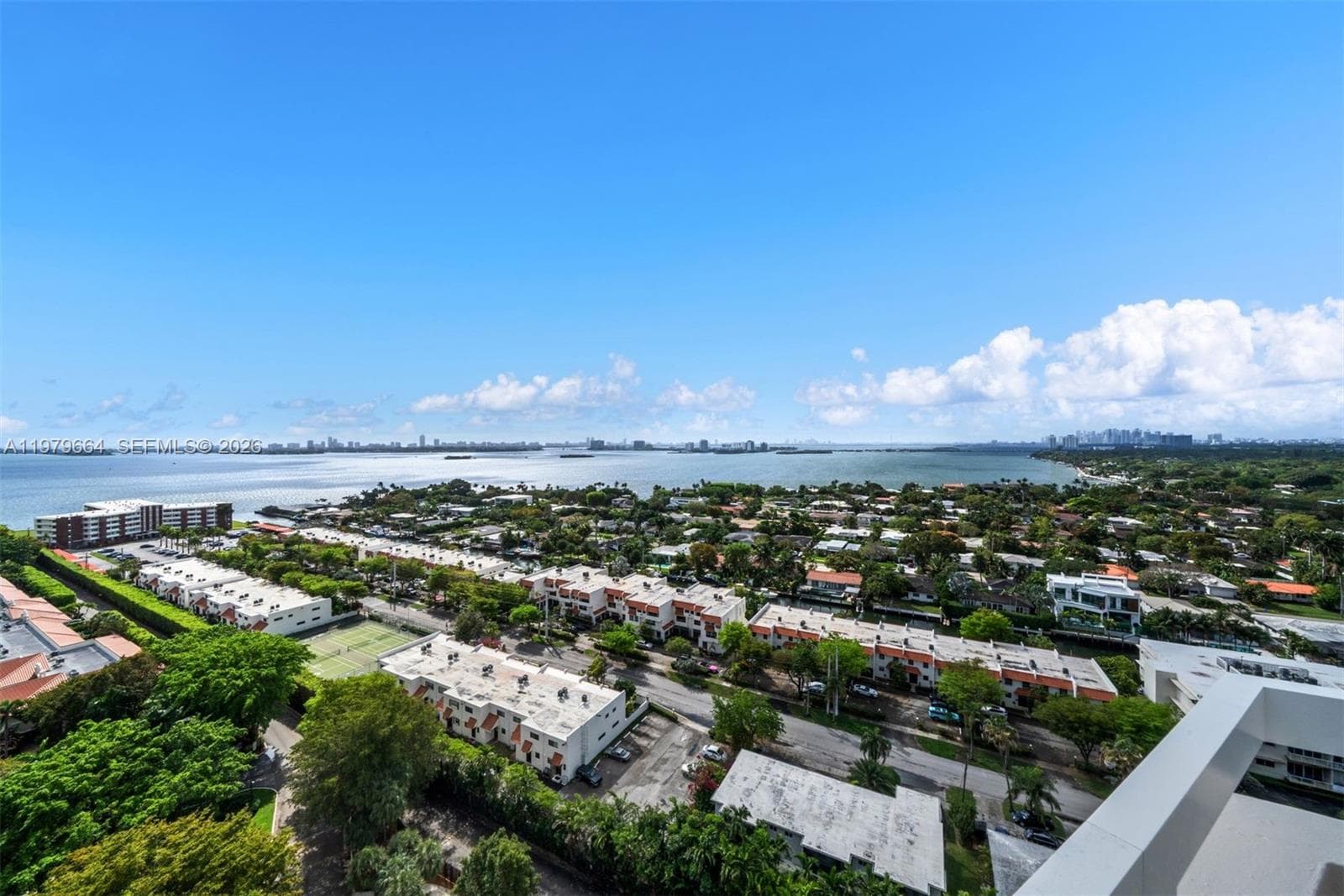 2000 Towerside Ter, Miami FL 33138 — 25
