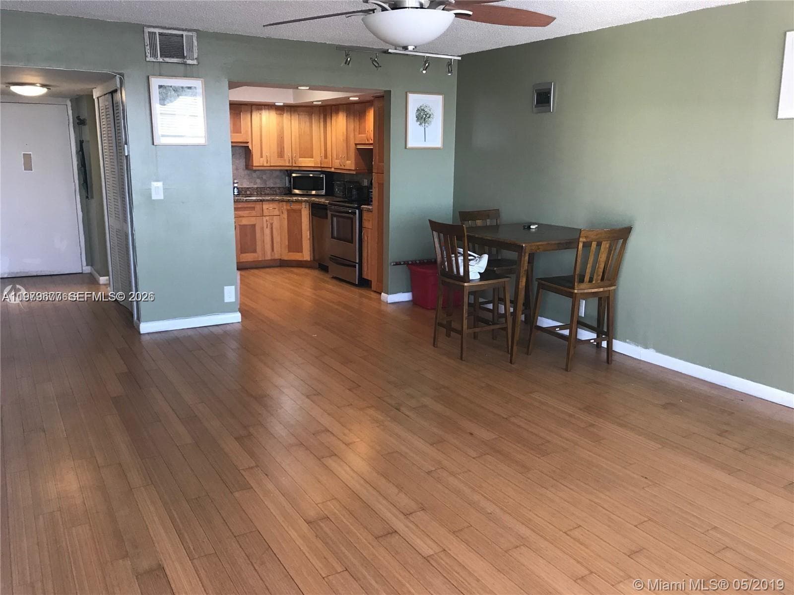 2025 NE 164th St # 1015, North Miami Beach FL 33162 — 2