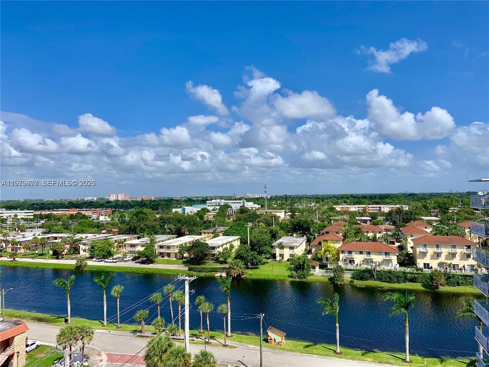 2025 NE 164th St # 1015, North Miami Beach FL 33162 — 14