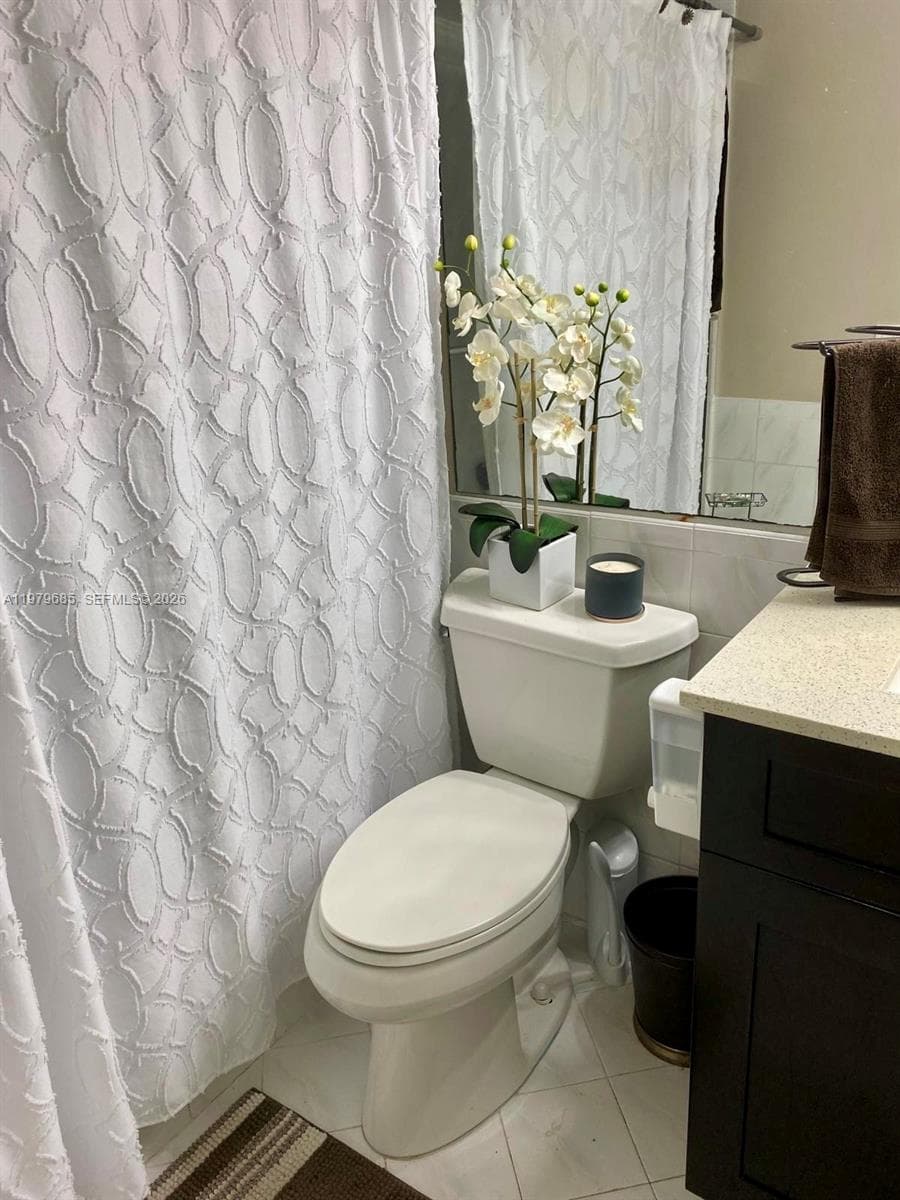 10370 SW 220th St # 102, Cutler Bay FL 33190 — 5