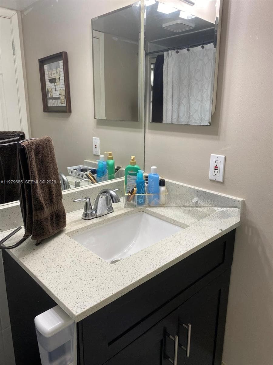 10370 SW 220th St # 102, Cutler Bay FL 33190 — 4