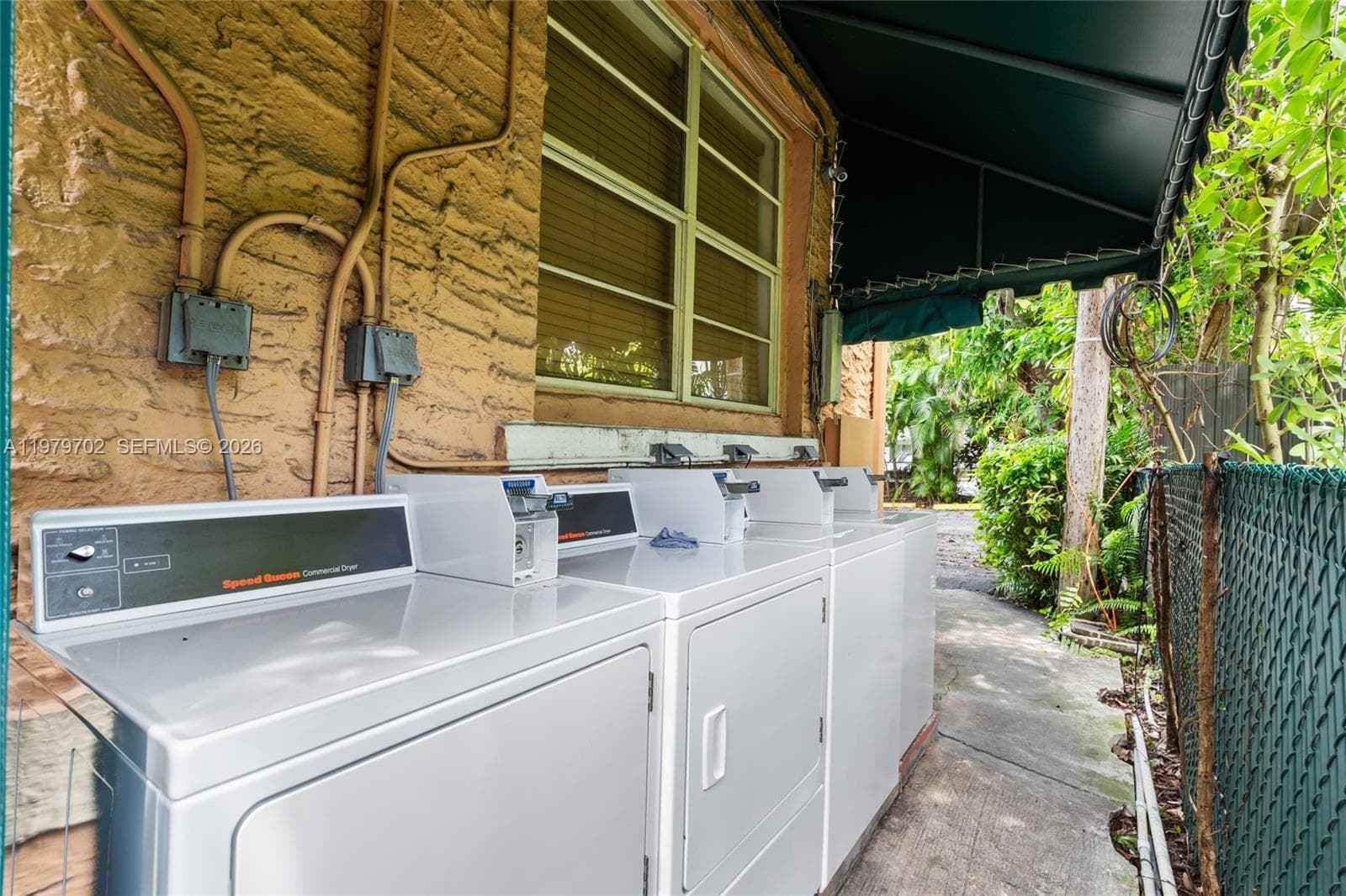 3409 S Le Jeune Rd, Coral Gables FL 33134 — 53