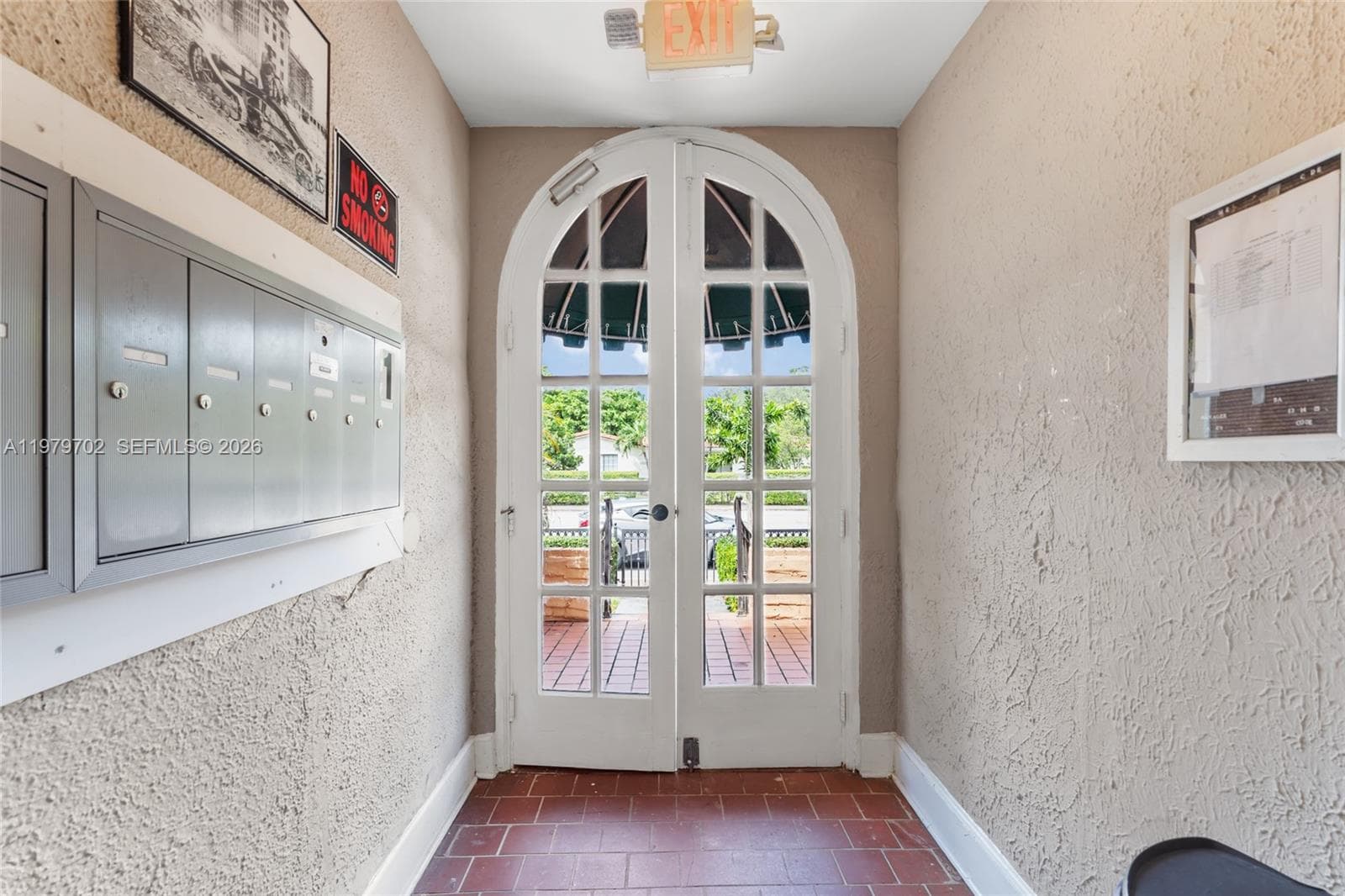 3409 S Le Jeune Rd, Coral Gables FL 33134 — 48