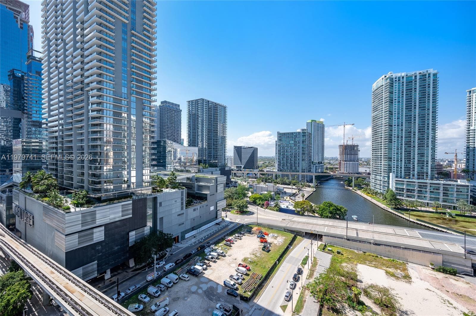 41 SE 5th St # 1508, Miami FL 33131 — 1