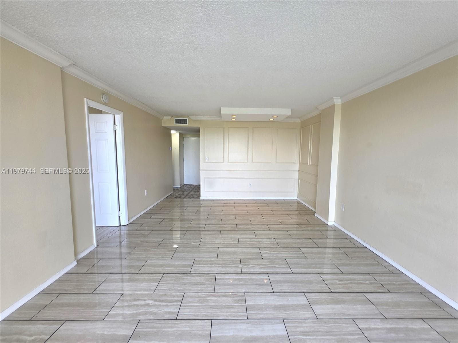 15600 NW 7th Ave # 511, Miami FL 33169 — 5