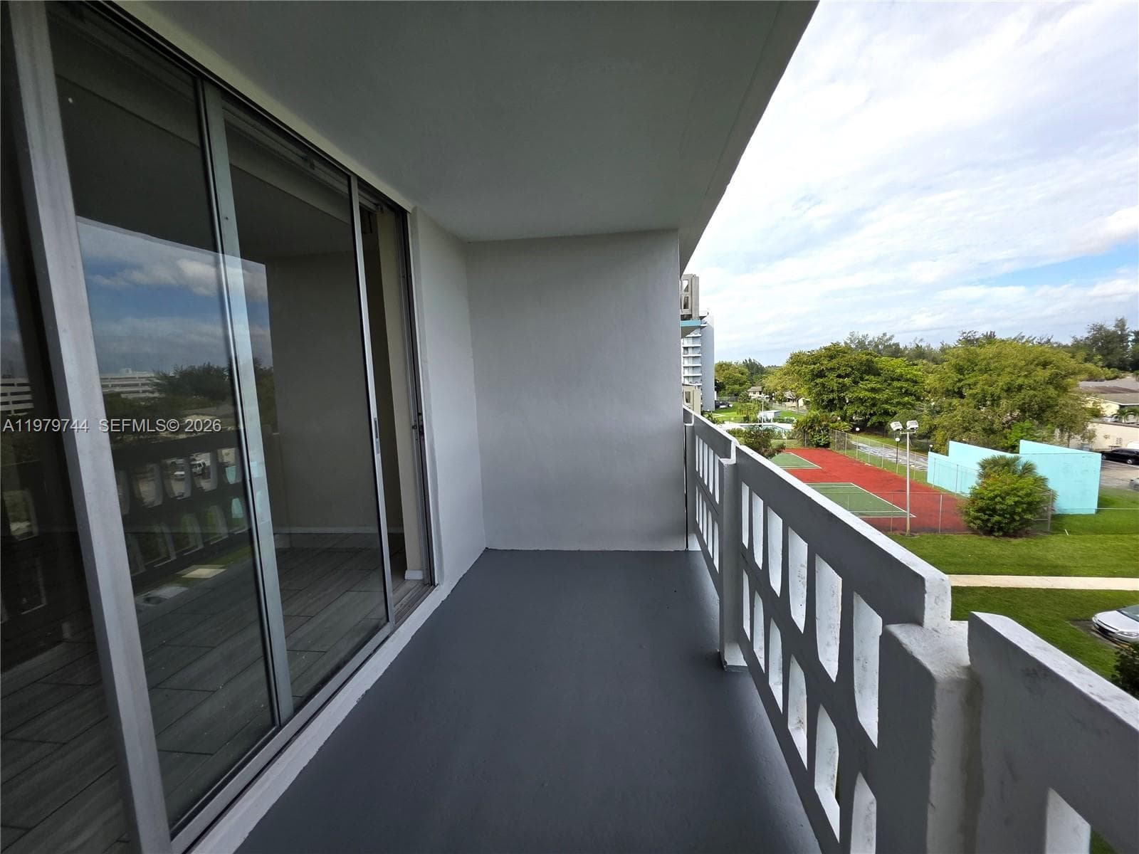 15600 NW 7th Ave # 511, Miami FL 33169 — 11