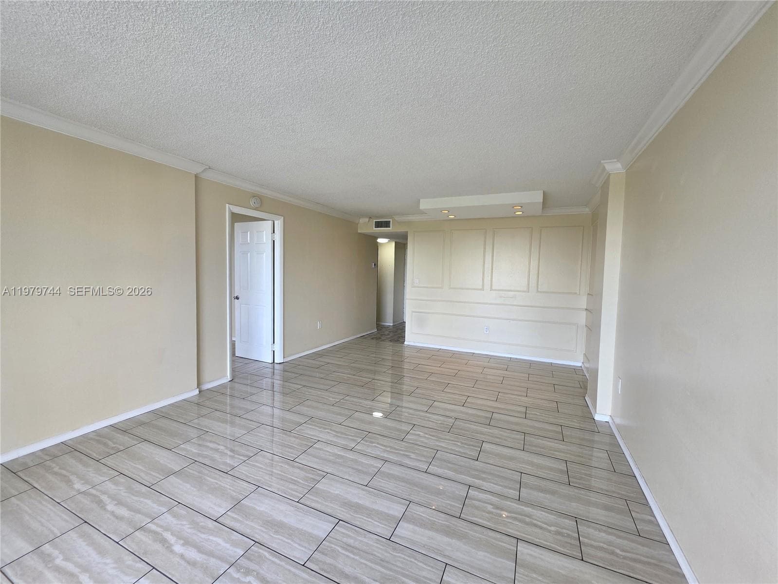 15600 NW 7th Ave # 511, Miami FL 33169 — 4