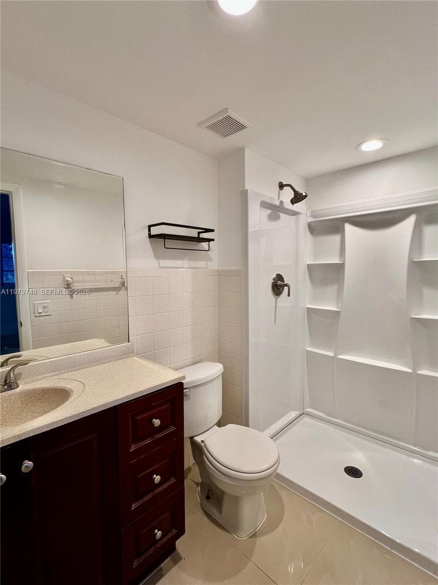 Claremont Place Condo, North Miami, FL — 7