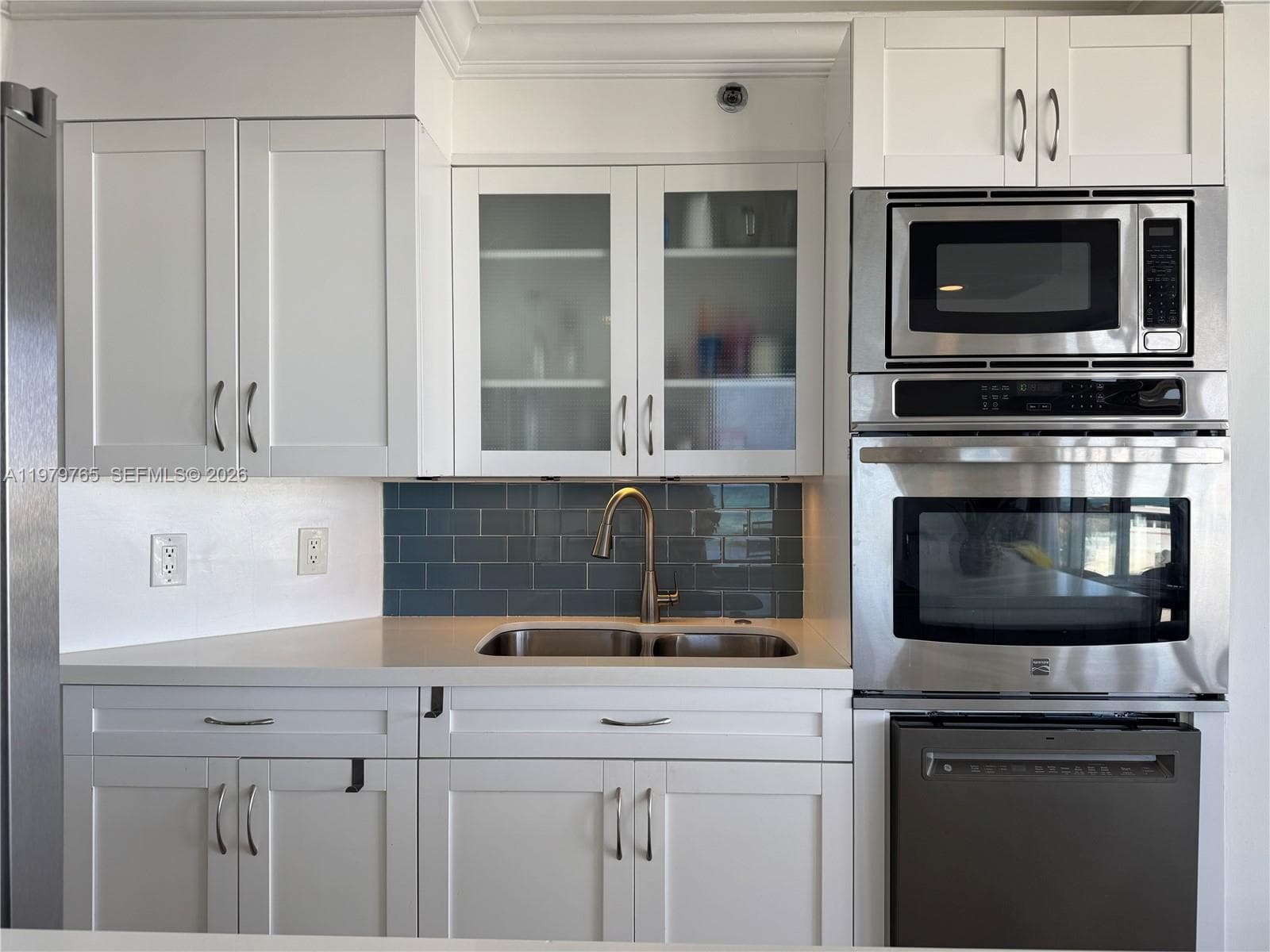 7330 Ocean Ter # D, Miami Beach FL 33141 — 7