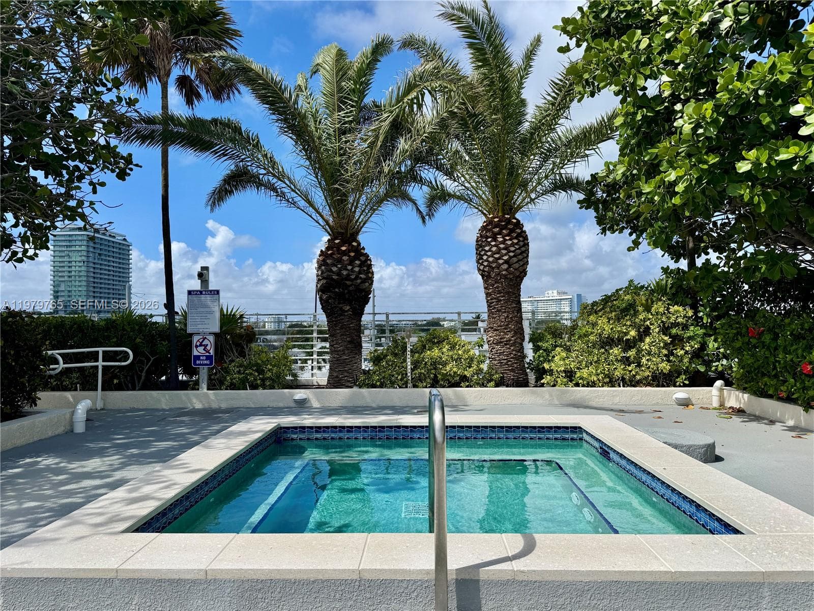 7330 Ocean Ter # D, Miami Beach FL 33141 — 32