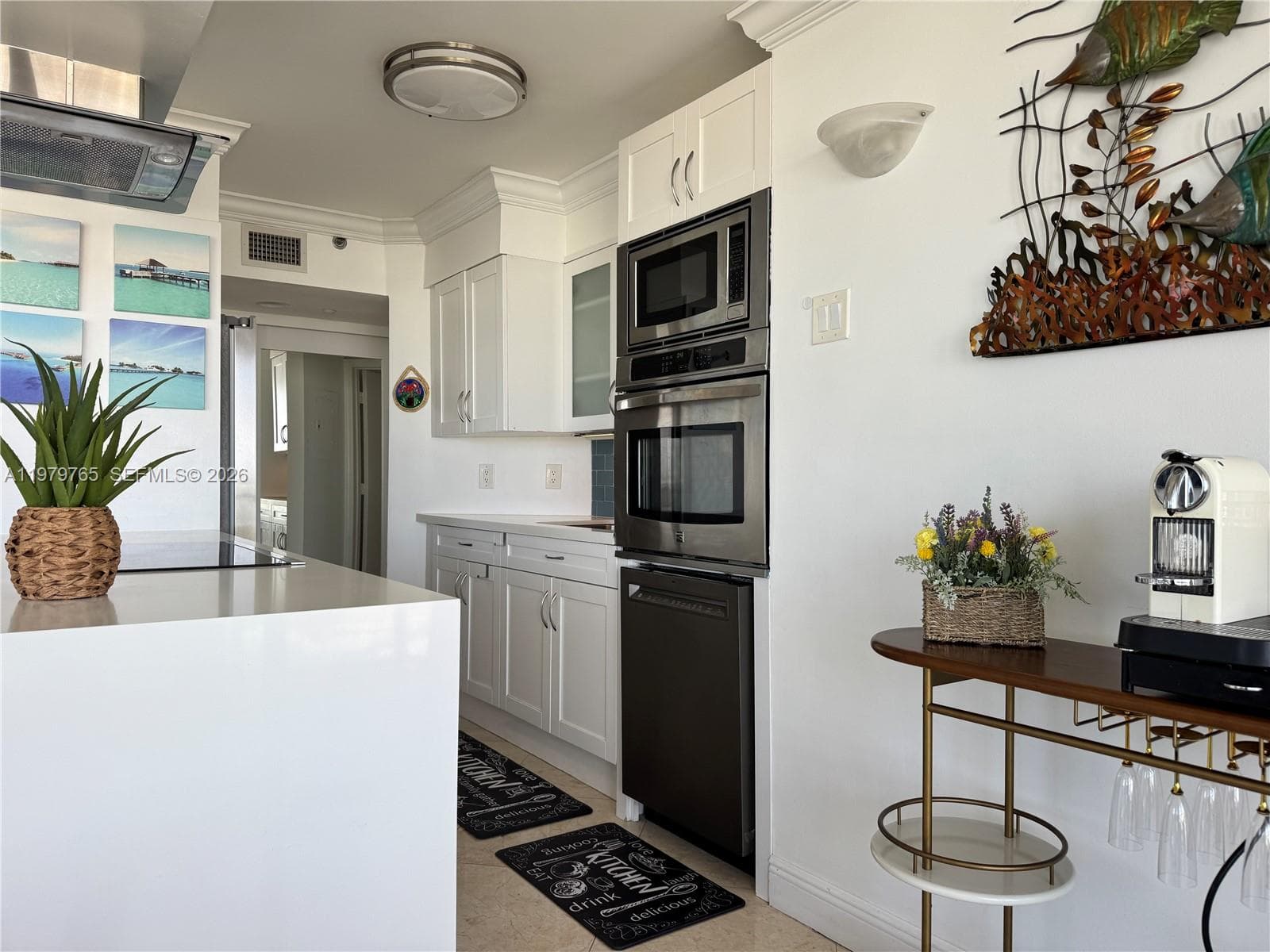7330 Ocean Ter # D, Miami Beach FL 33141 — 9