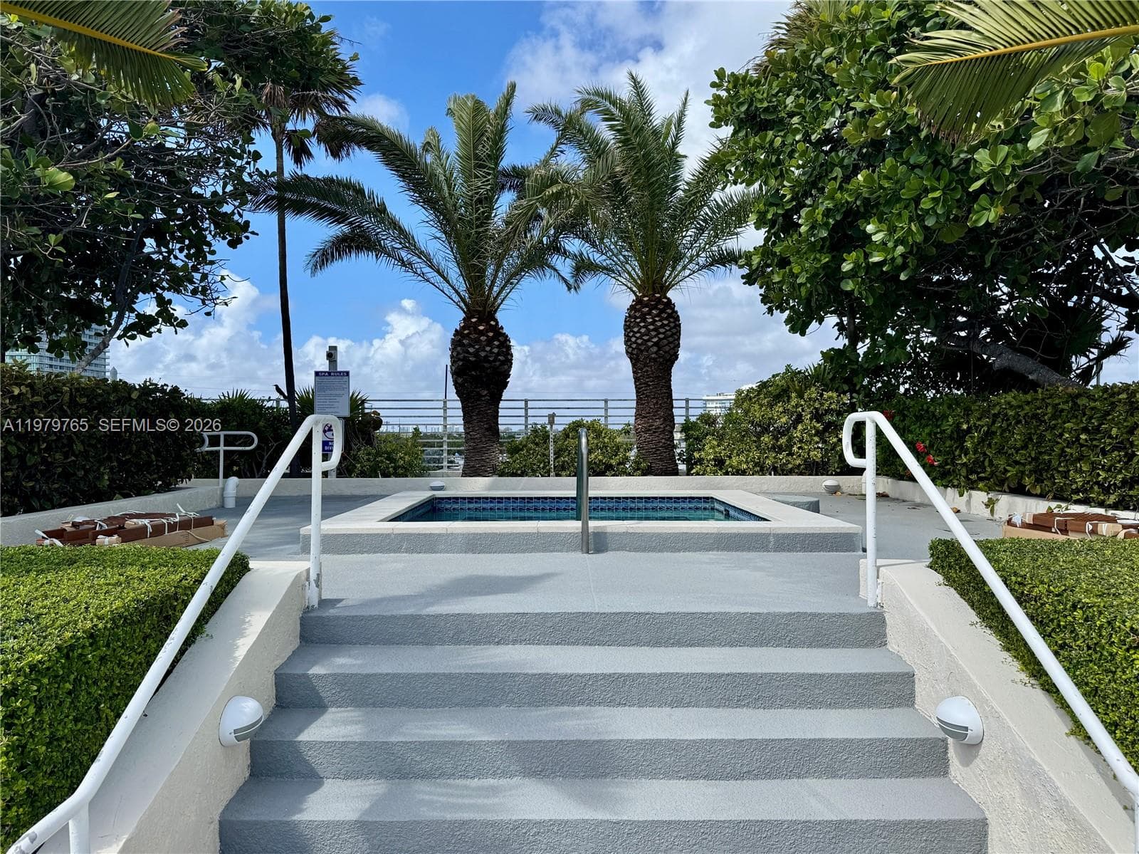 7330 Ocean Ter # D, Miami Beach FL 33141 — 33