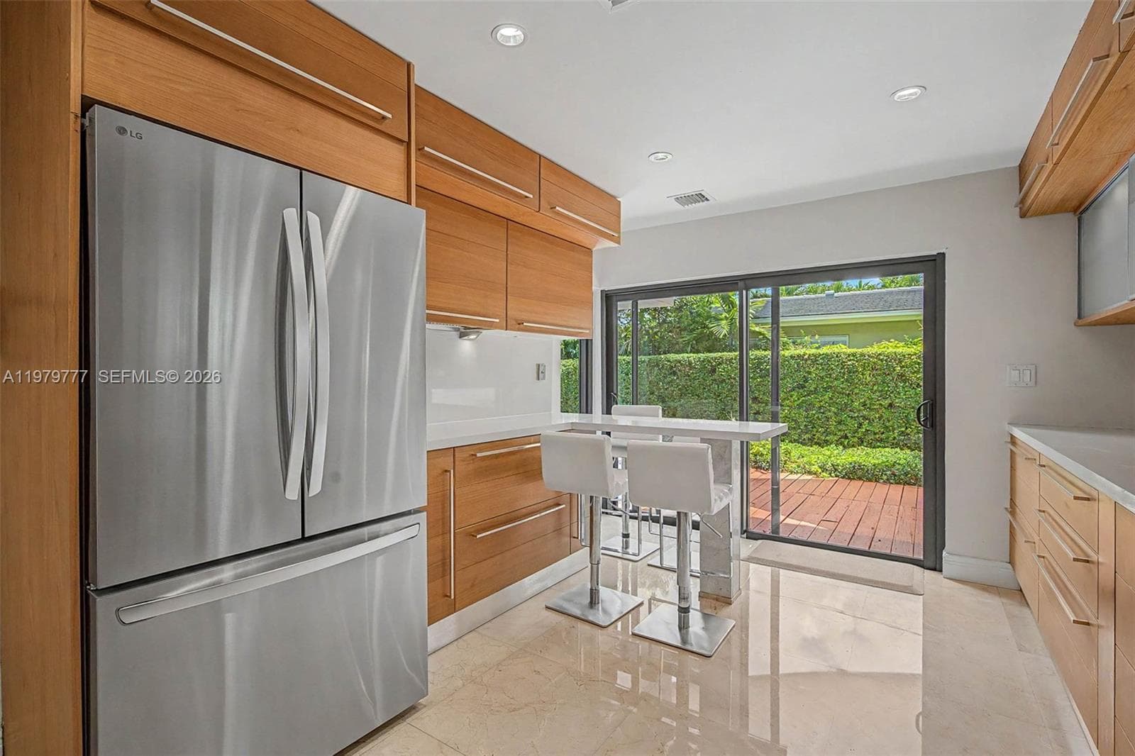 4950 San Amaro Dr, Coral Gables FL 33146 — 6