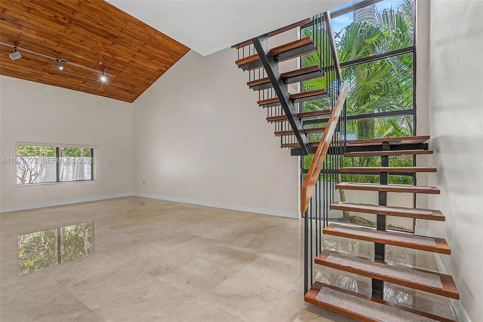 4950 San Amaro Dr, Coral Gables FL 33146 — 12