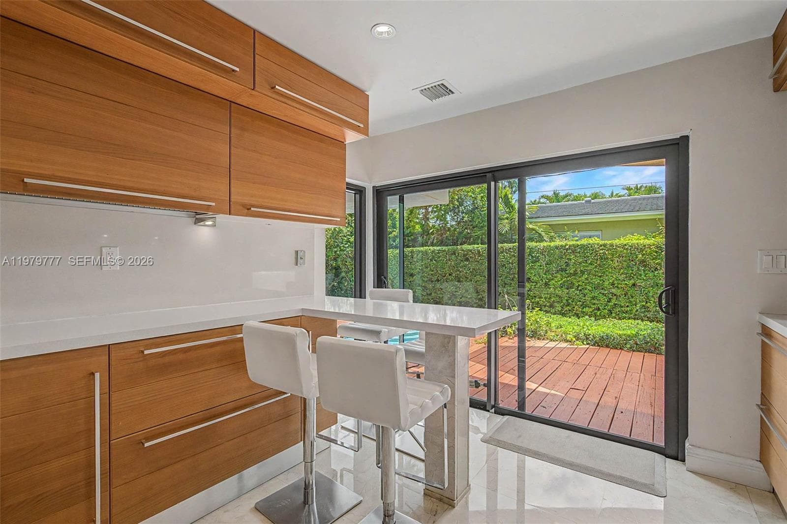 4950 San Amaro Dr, Coral Gables FL 33146 — 5