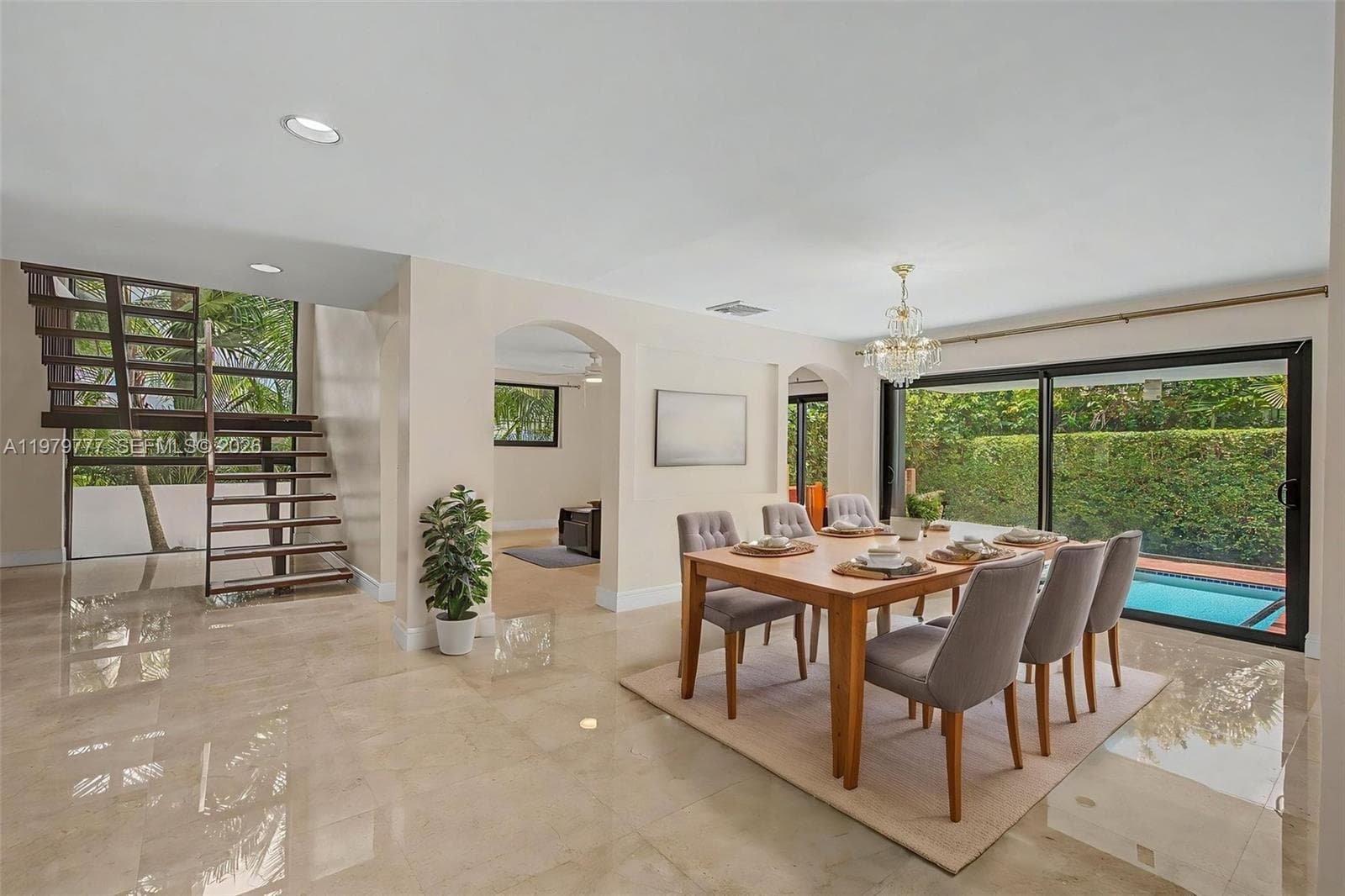 4950 San Amaro Dr, Coral Gables FL 33146 — 18