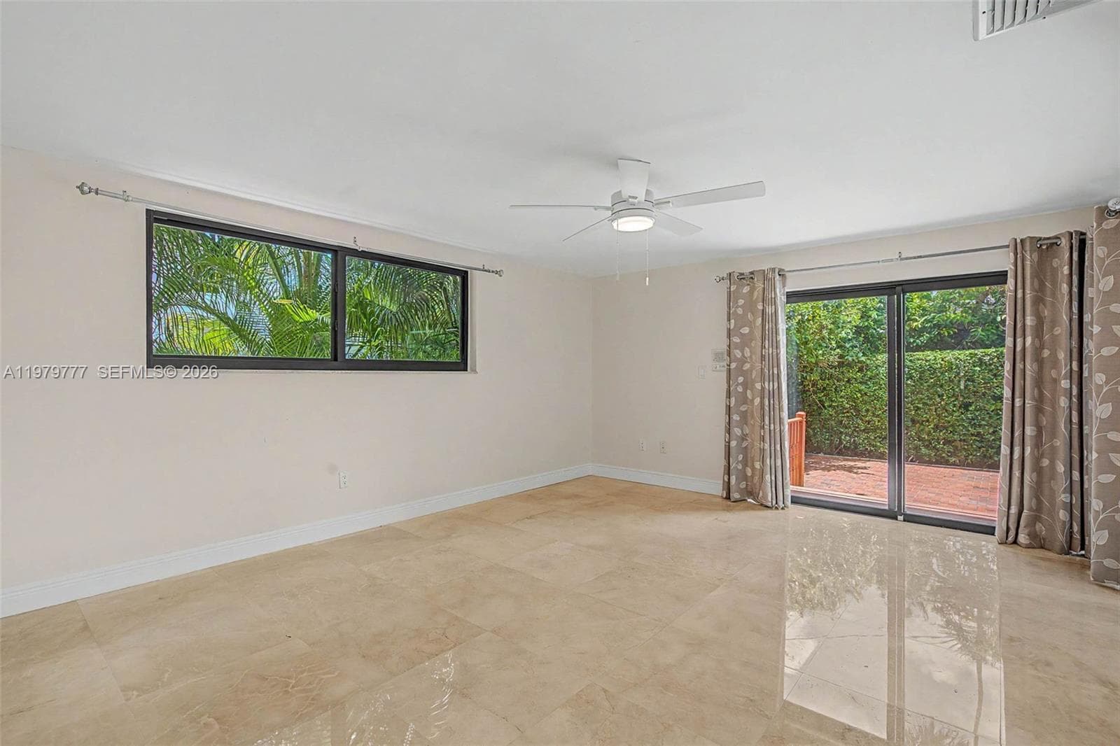 4950 San Amaro Dr, Coral Gables FL 33146 — 15