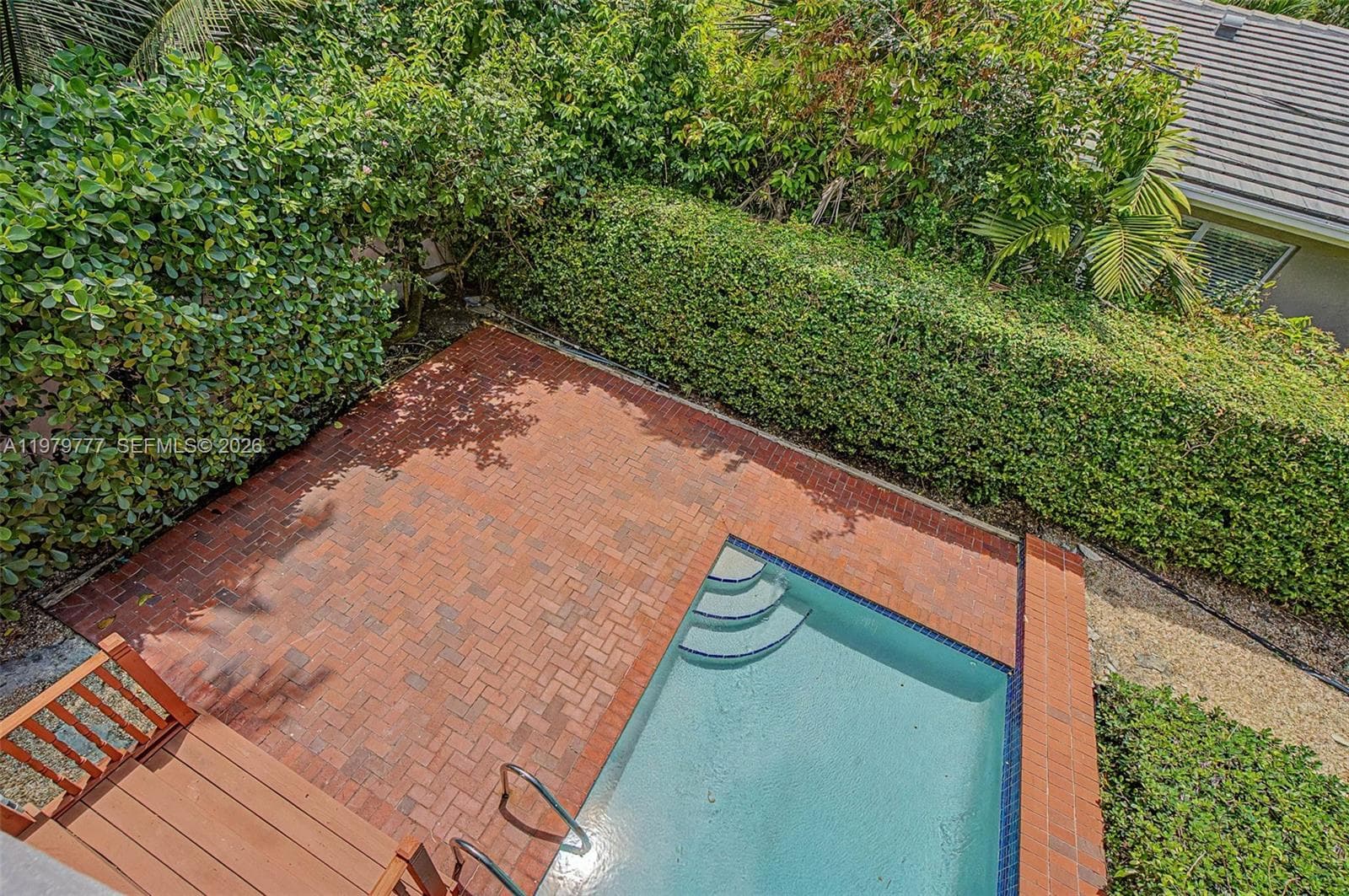 4950 San Amaro Dr, Coral Gables FL 33146 — 40