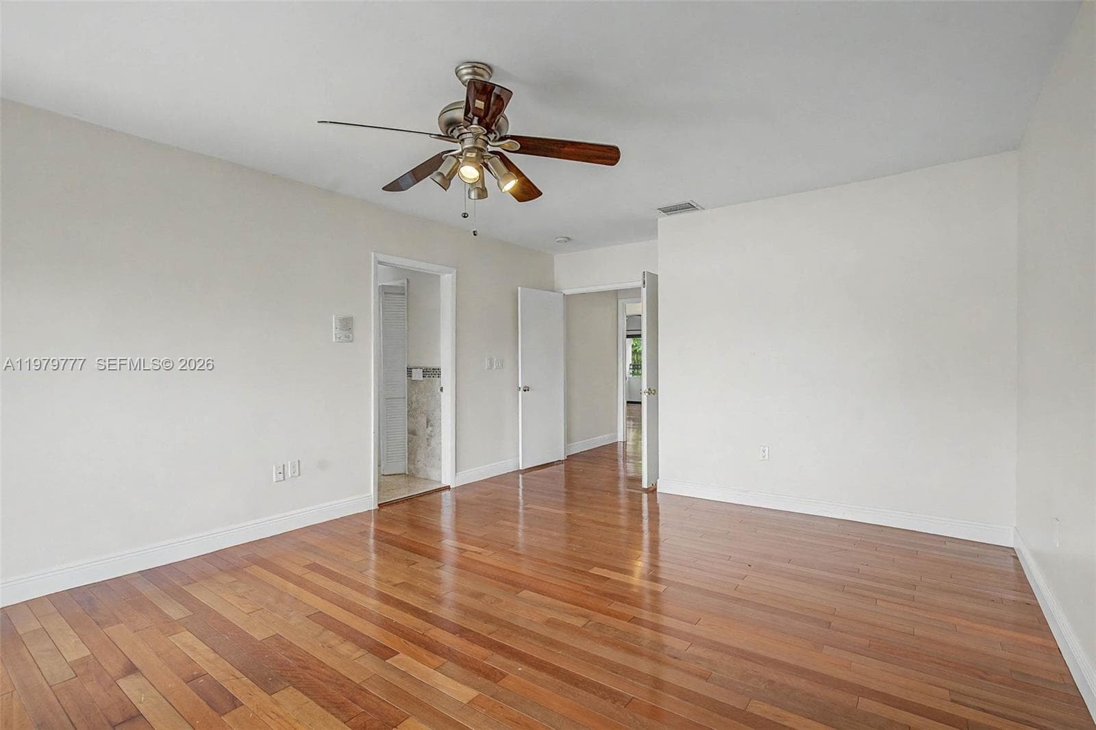 4950 San Amaro Dr, Coral Gables FL 33146 — 29