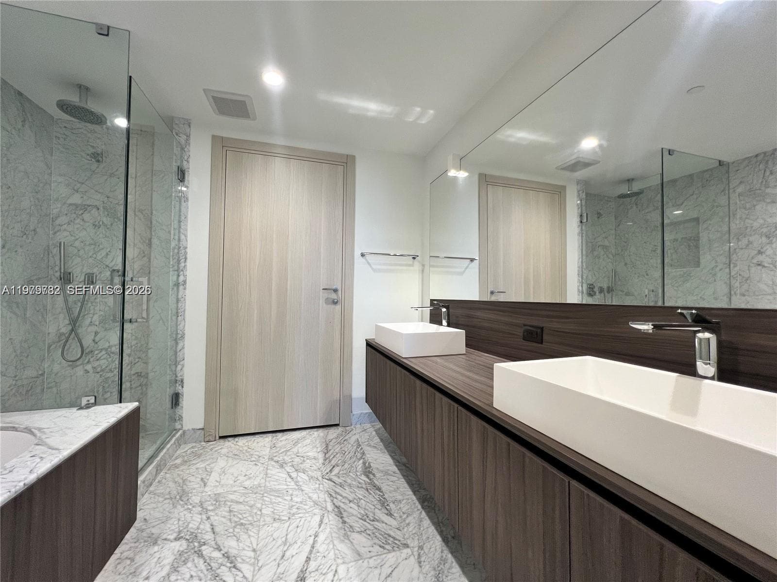 1000 Brickell Plz # 3503, Miami FL 33131 — 7